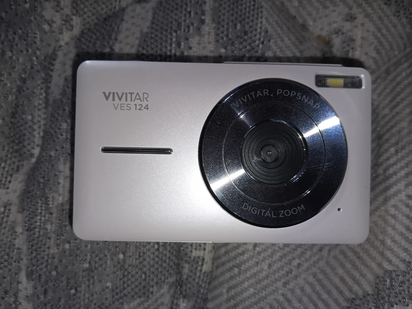 Vivitar VES 124 PopSnap Digital Camera