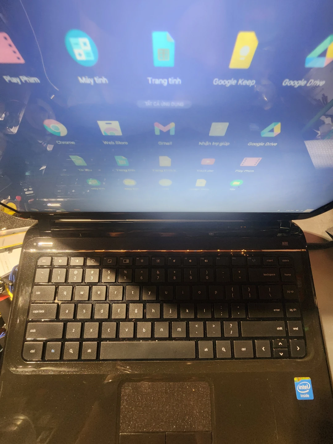 HP 14"screen chrome book - photo 3