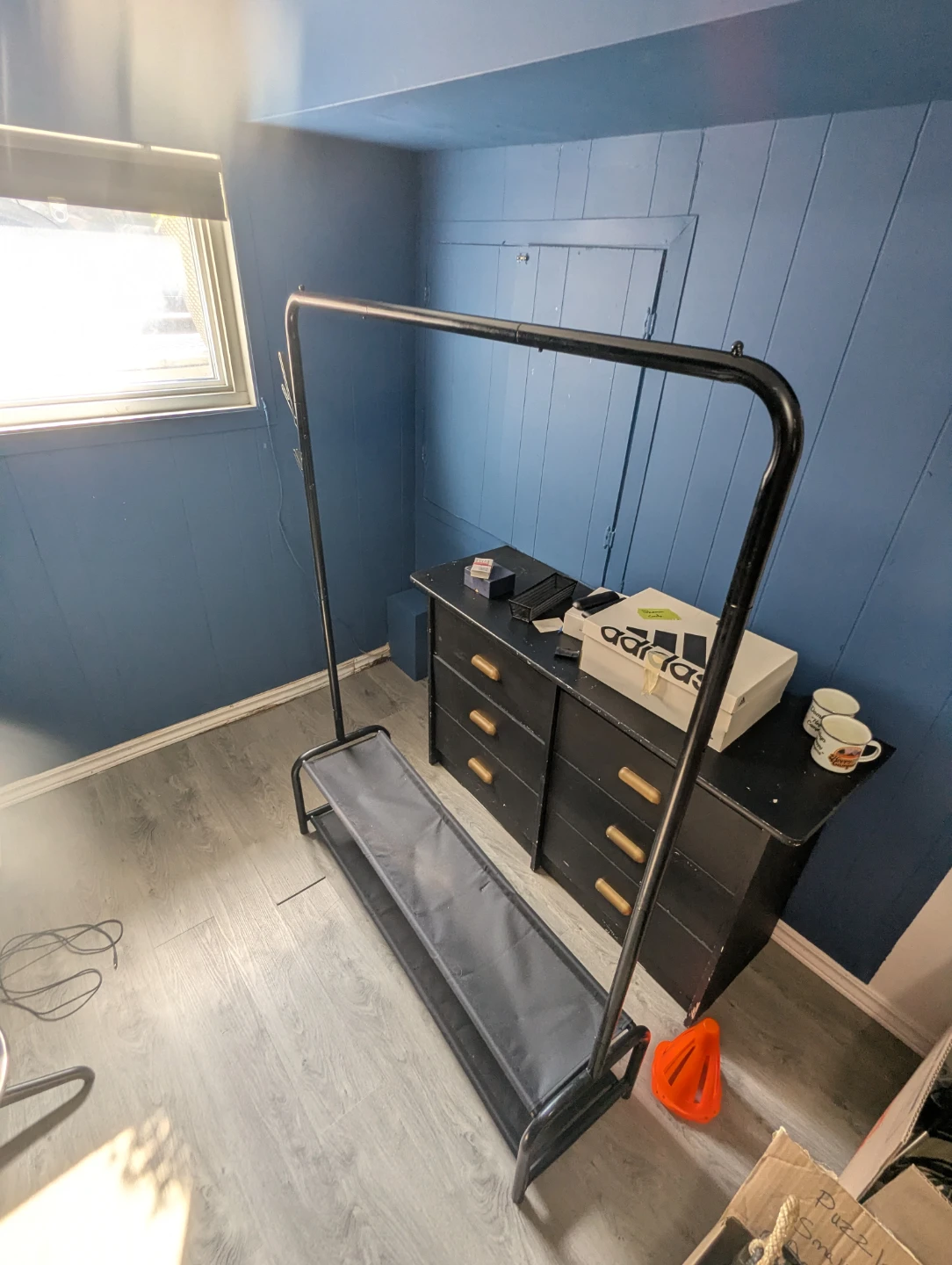 Black Metal Garment Rack with Shelf