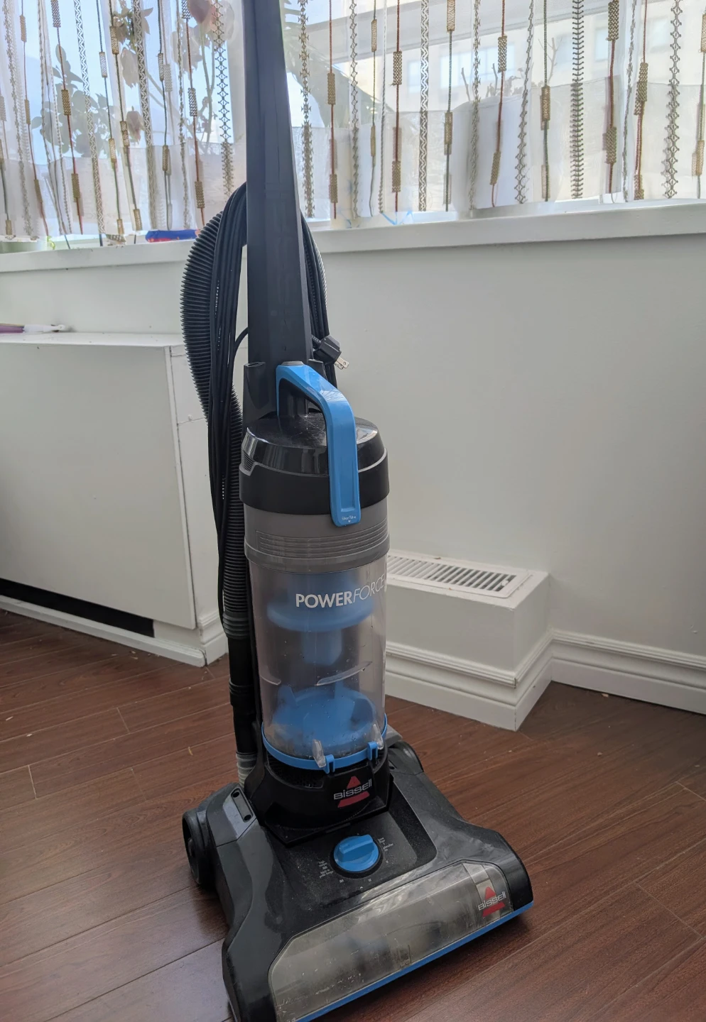 Moving Out- Bissell PowerForce Vacuum Cleaner