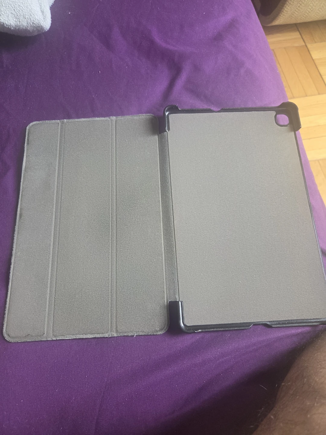 Samsung Galaxy tab s6 64GB include case and microSD Card - photo 3