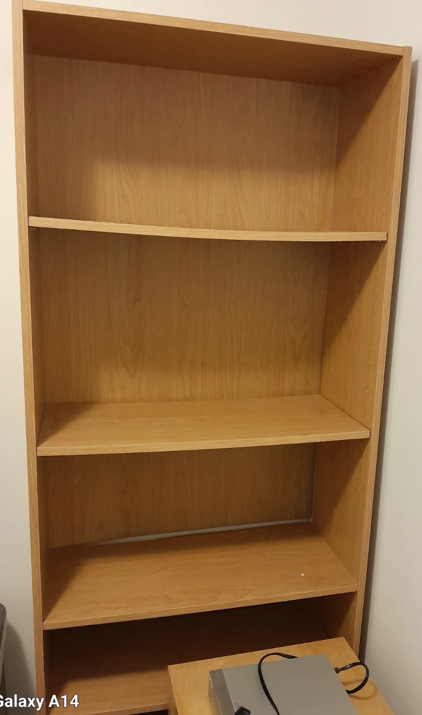 A free two pieces Bookshelves