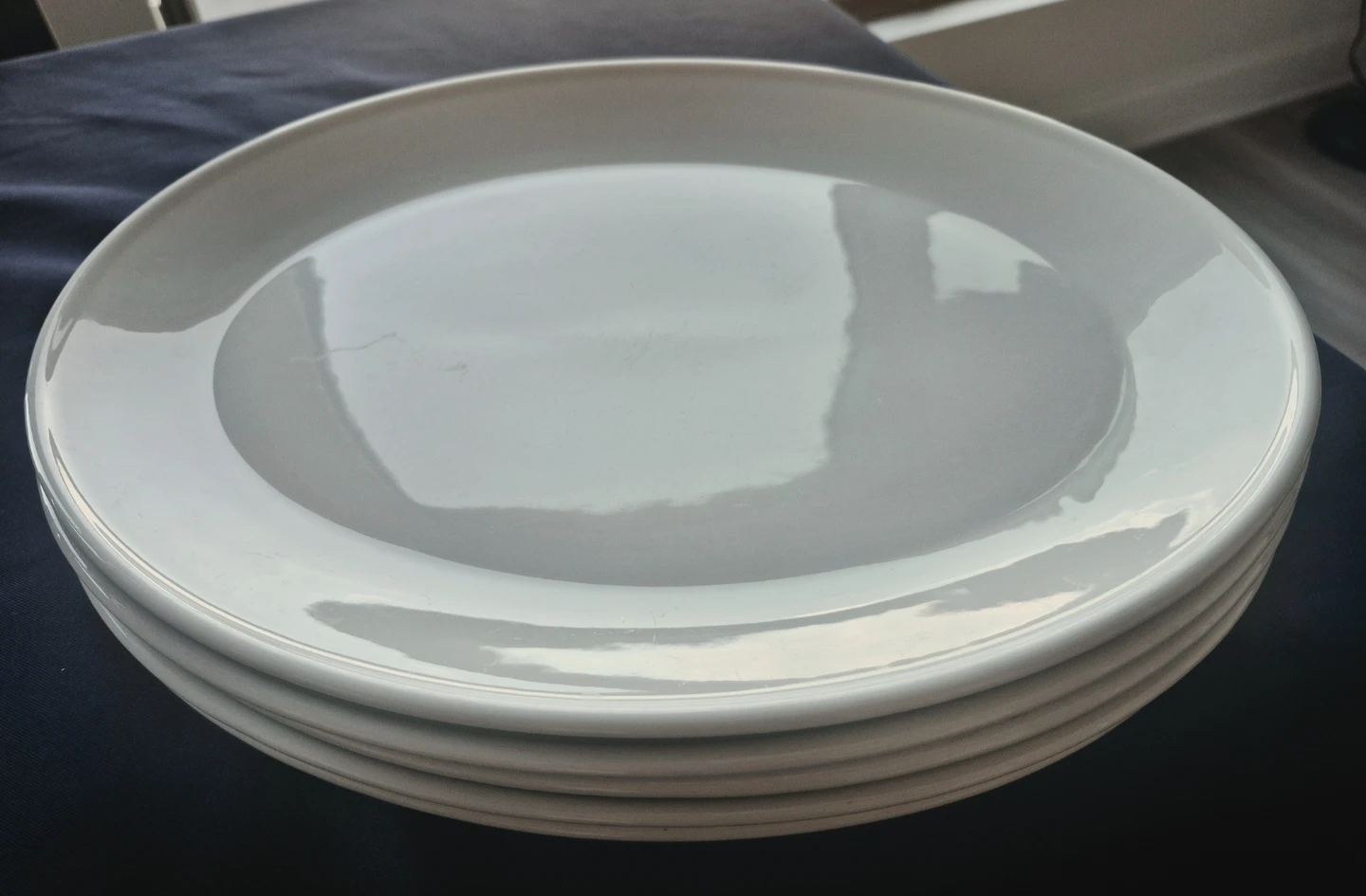 White Dinner Plates - Set of 5 - photo 2