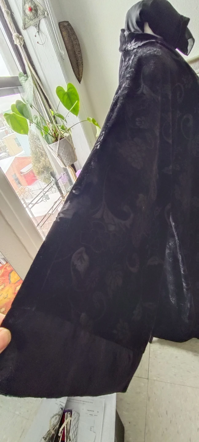 Black Velvet Burnout Abaya عبايا - photo 4