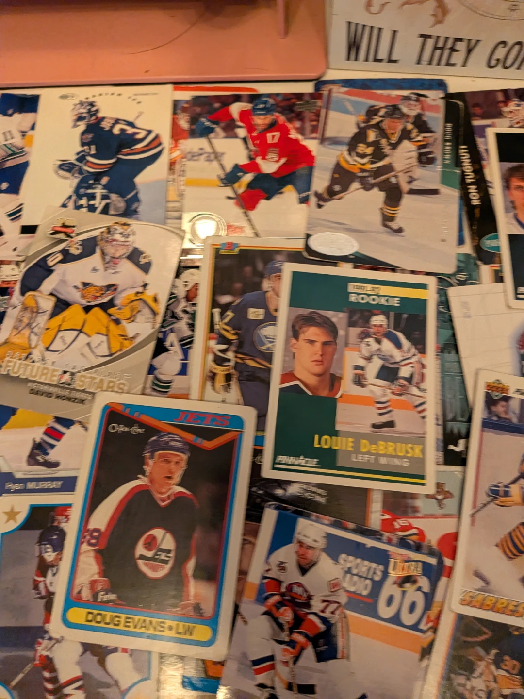 Collection of Assorted Hockey Cards