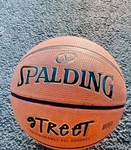 SPALDING STREET BASKETBALL-NTERMEDIATE.