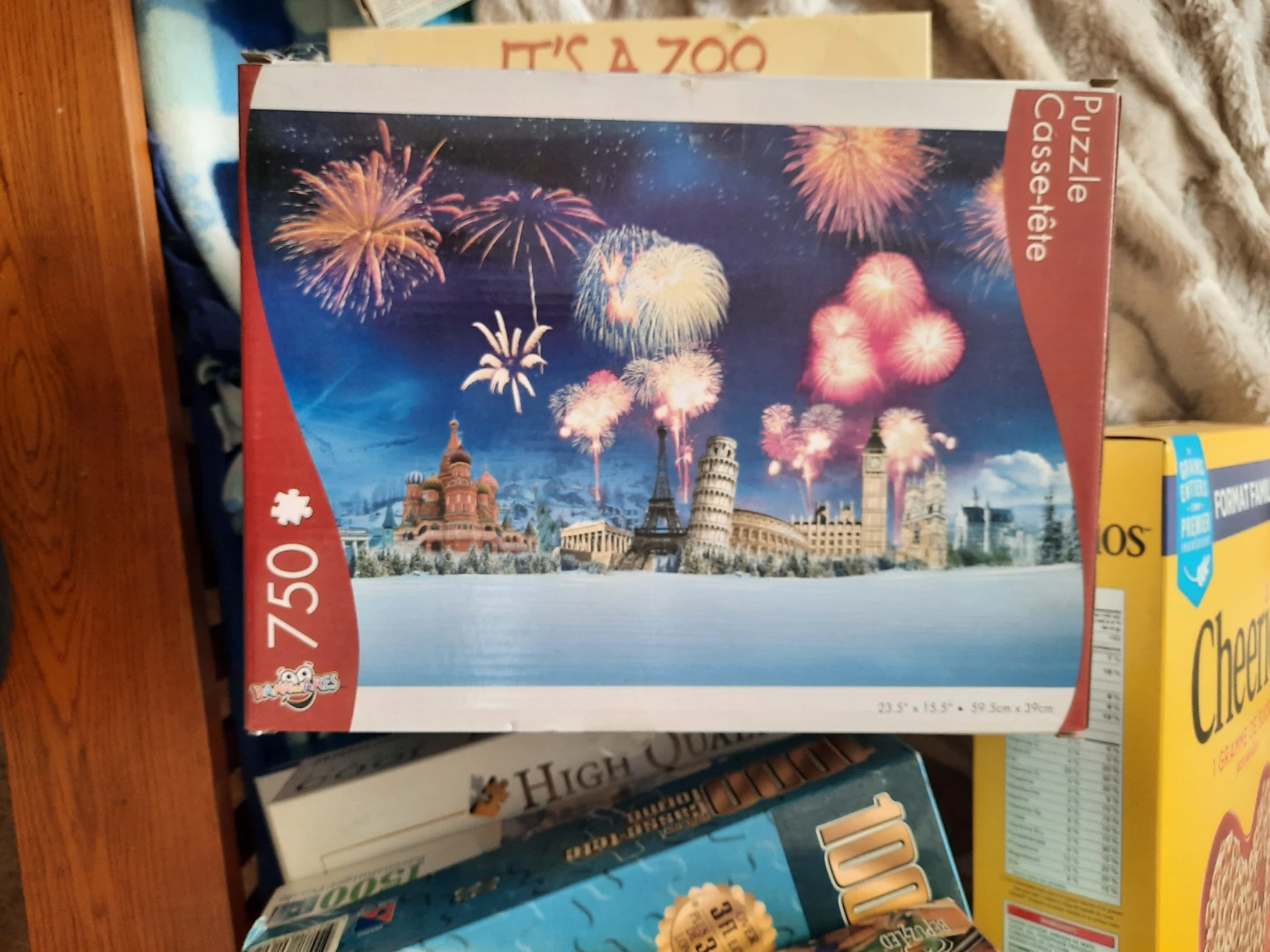 Puzzle World Tour 750 Piece