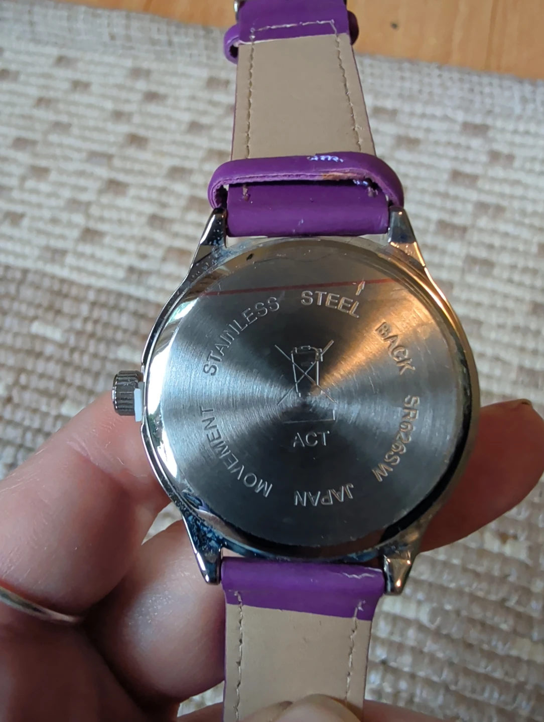 Quartz Wristwatch - Purple Band - photo 2