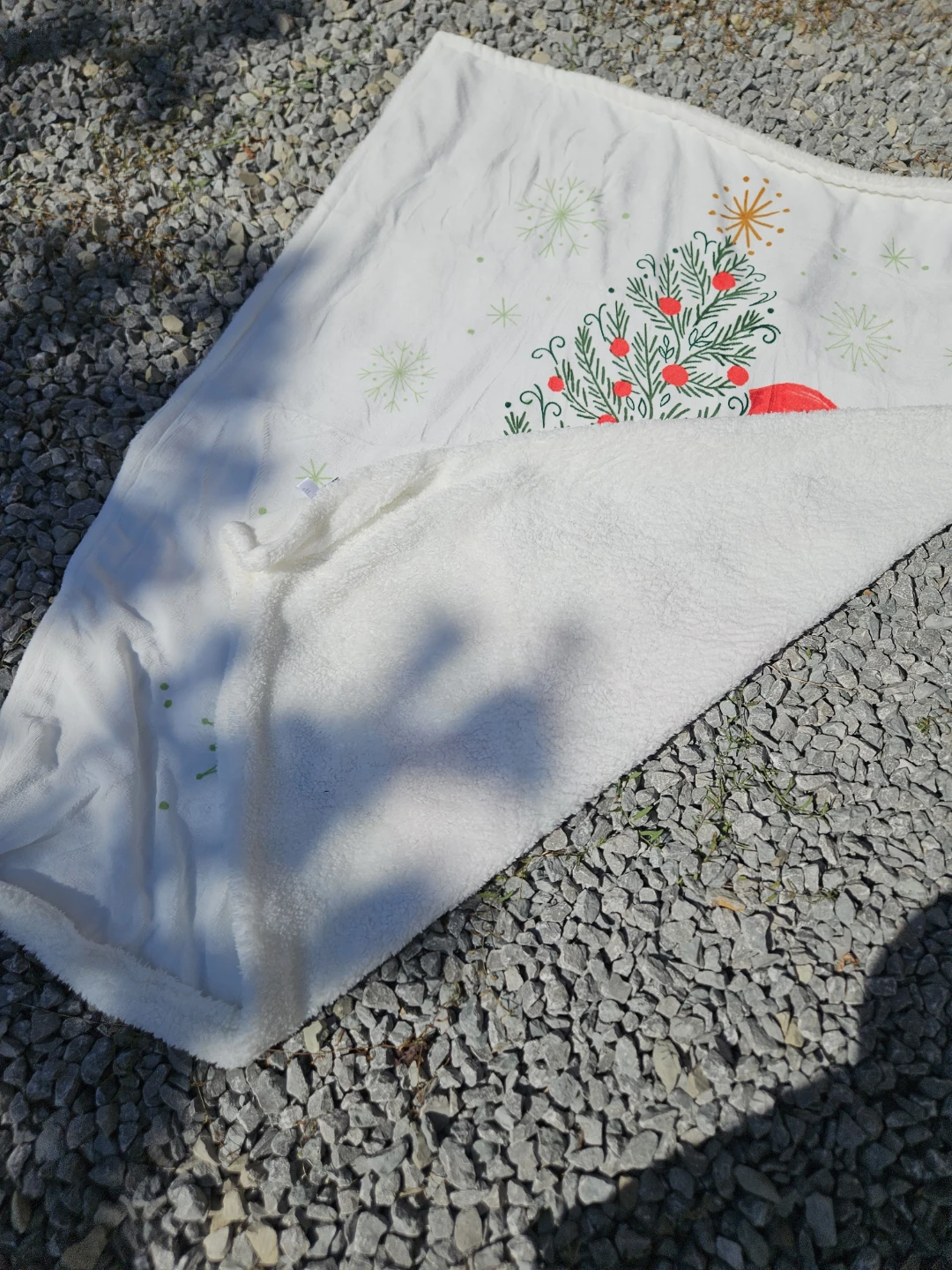 Hallmark Fleece Throw Blanket - photo 2
