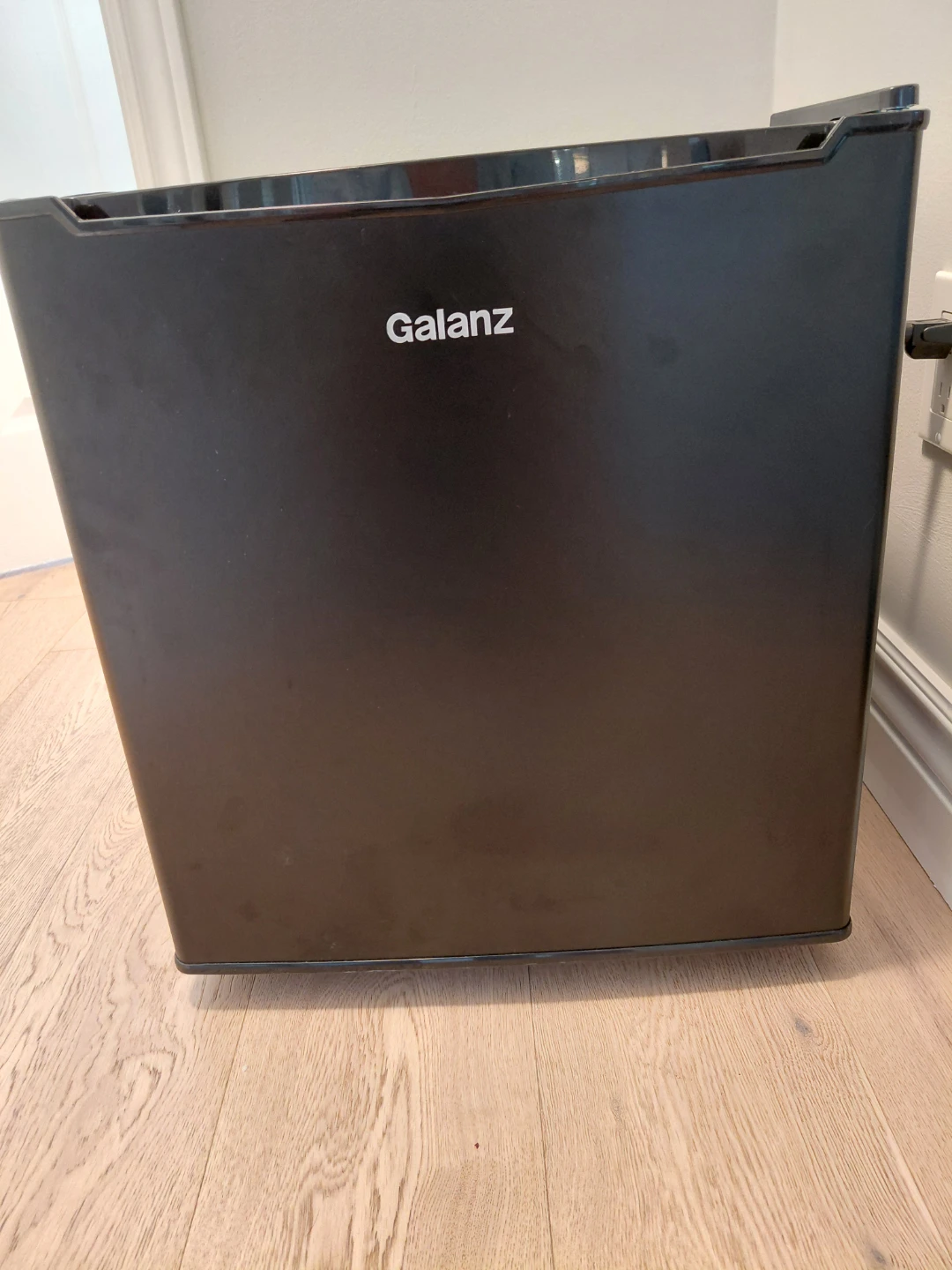 Galanz GL17BK Mini Fridge