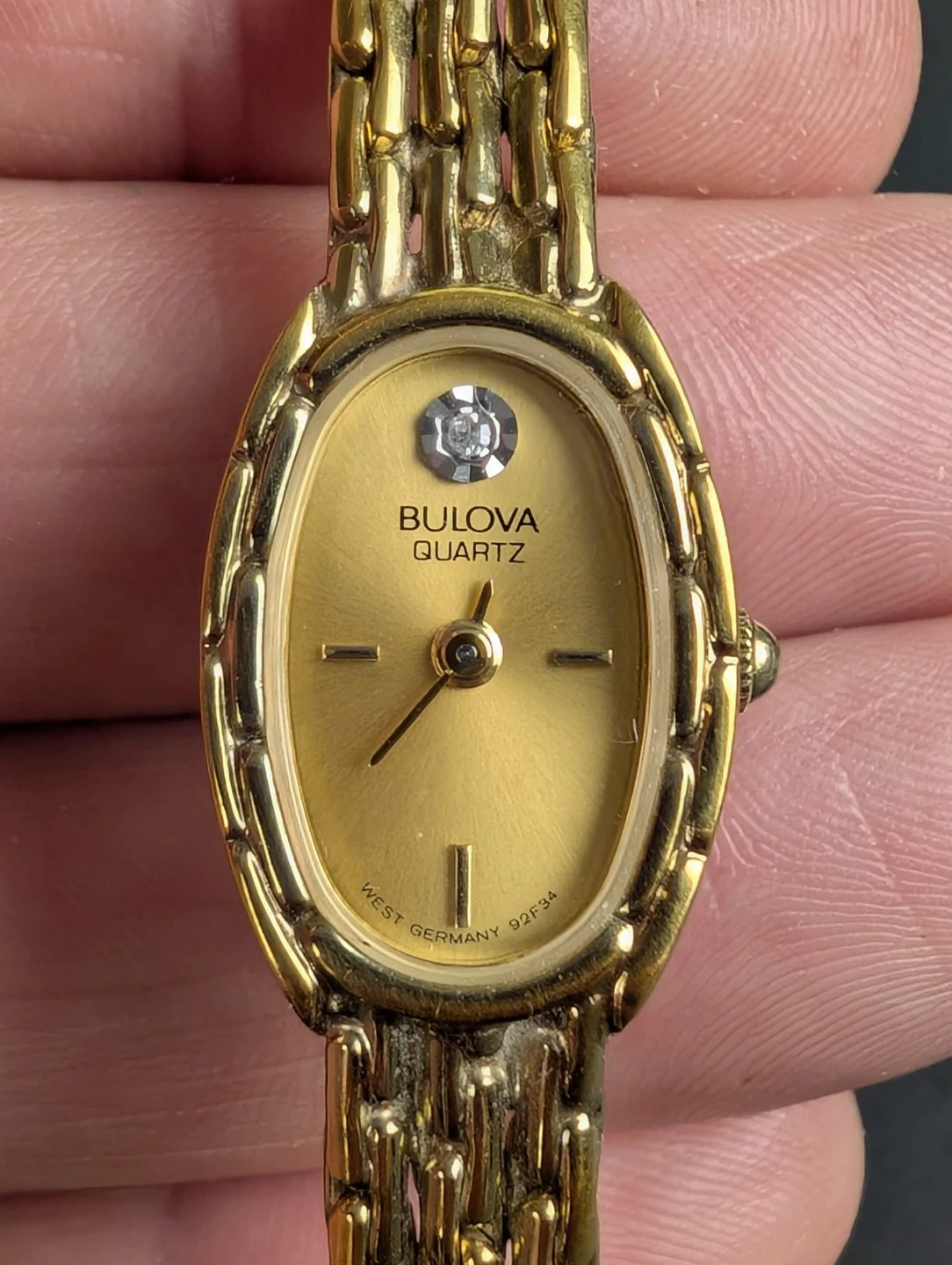 Bulova Quartz Women's Gold Tone Watch - photo 3