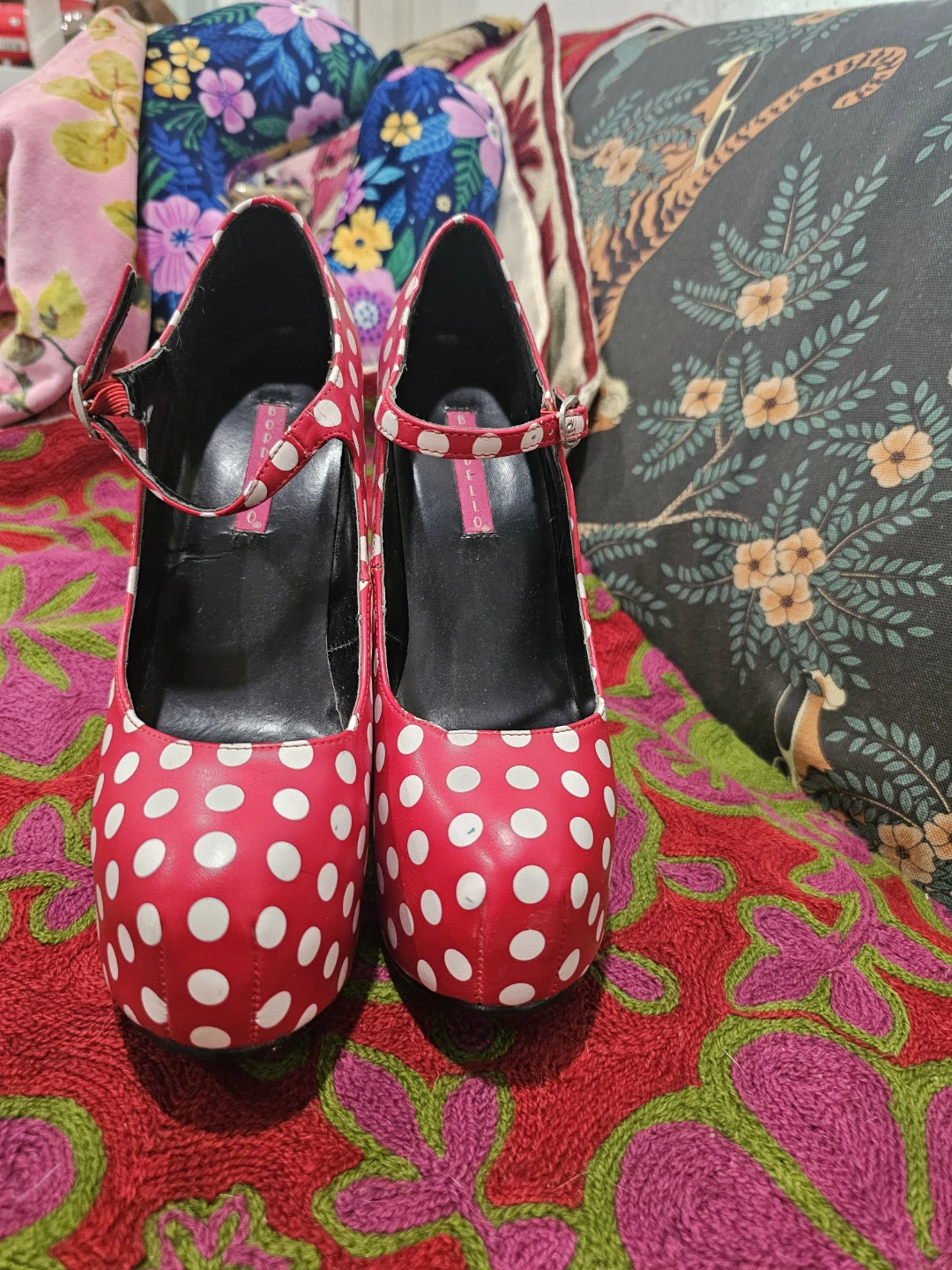 Red & White Polka Dot Heels - Size 8 - photo 3