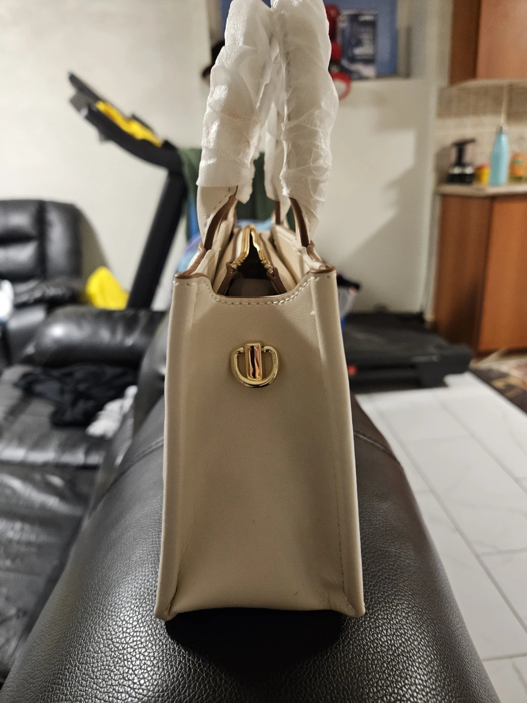 White Quilted Handbag with Gold Charm - photo 4