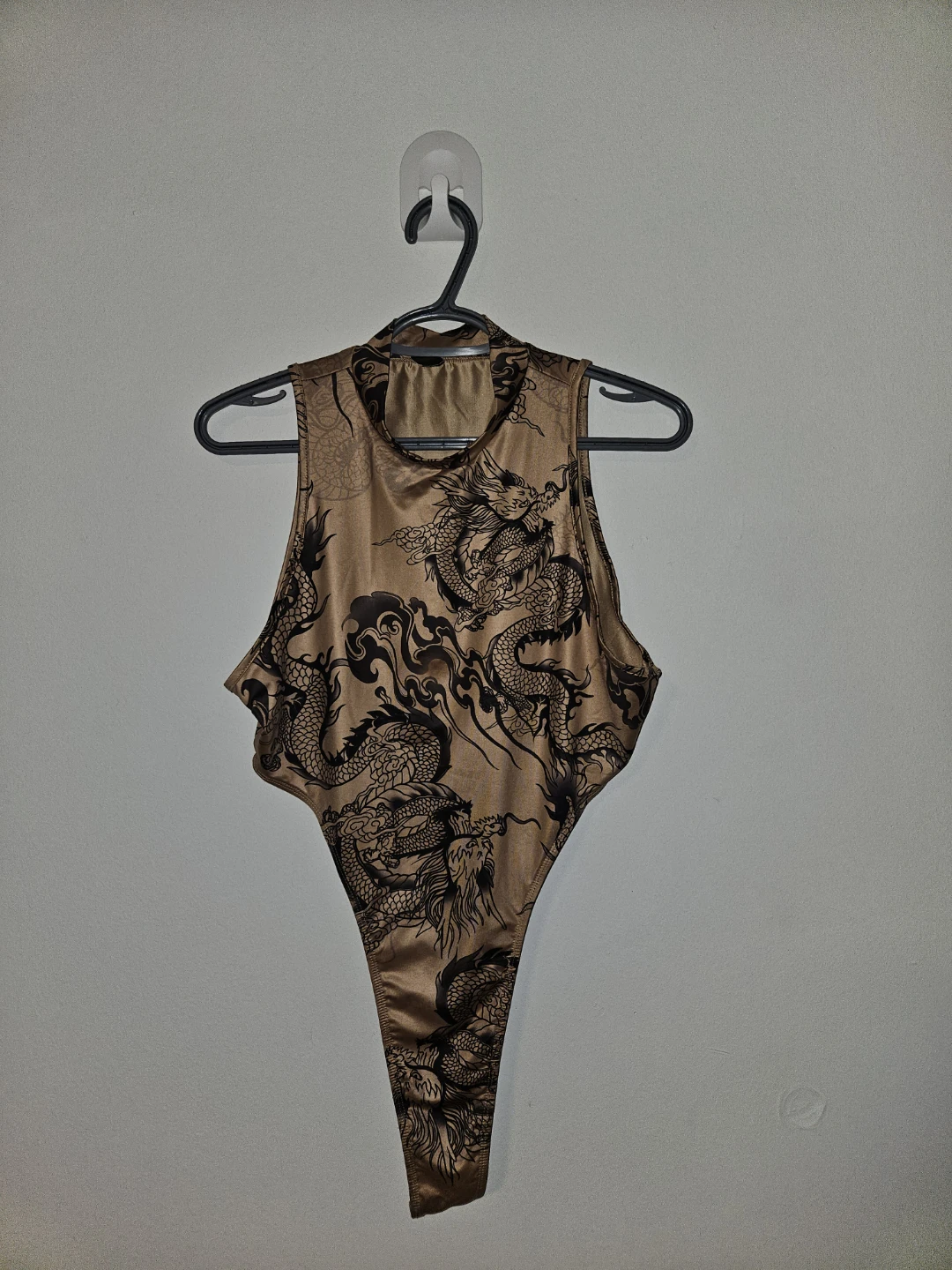 SHEIN Dragon Print Satin 2 piece Top and Pants set L