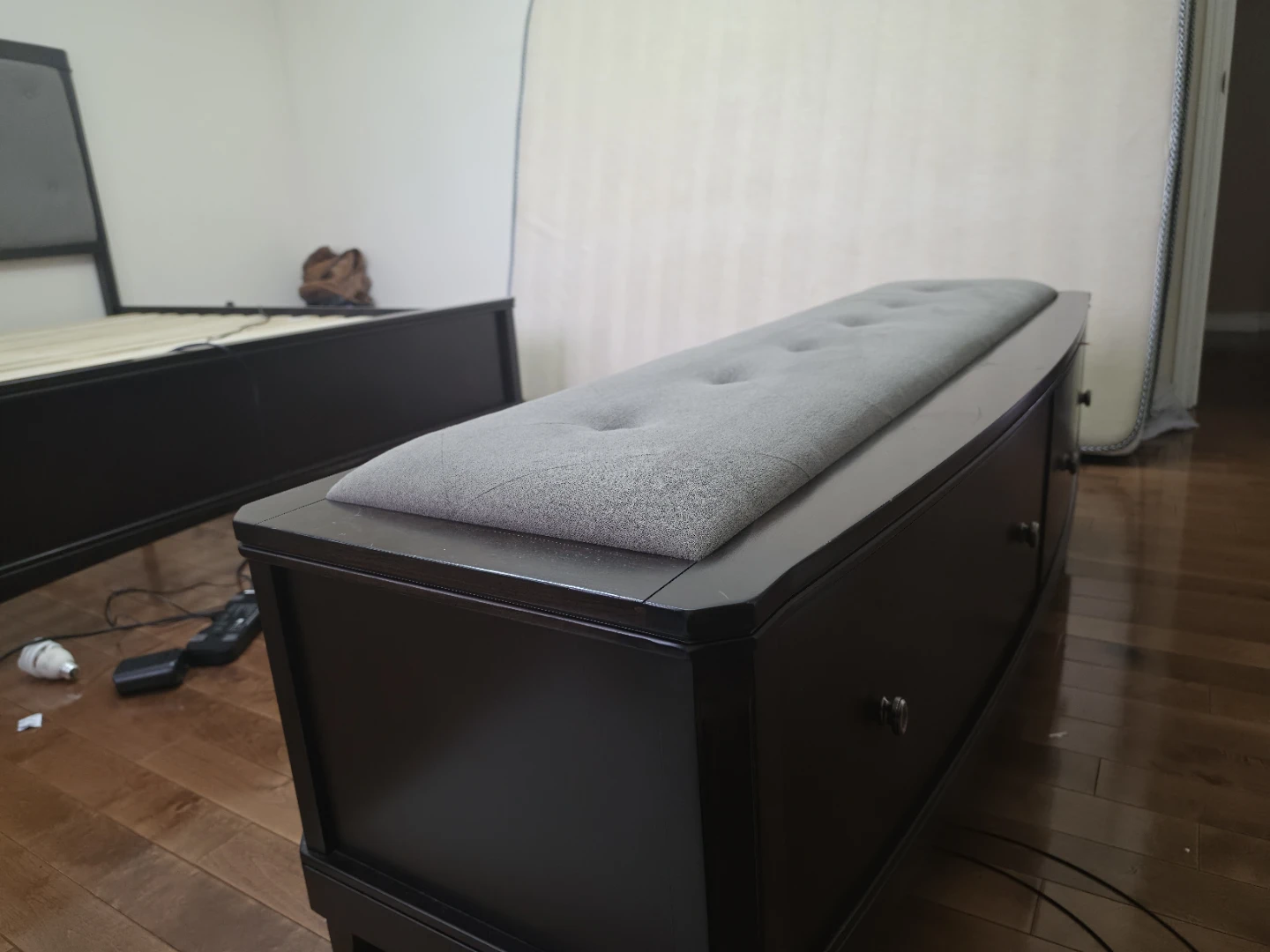 Storage Bench with Tufted Seat - photo 5