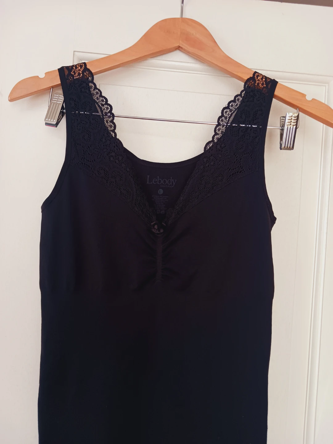 New !! Lebody Sculpting Black Lace Trim Body Shaping Camisole - photo 3