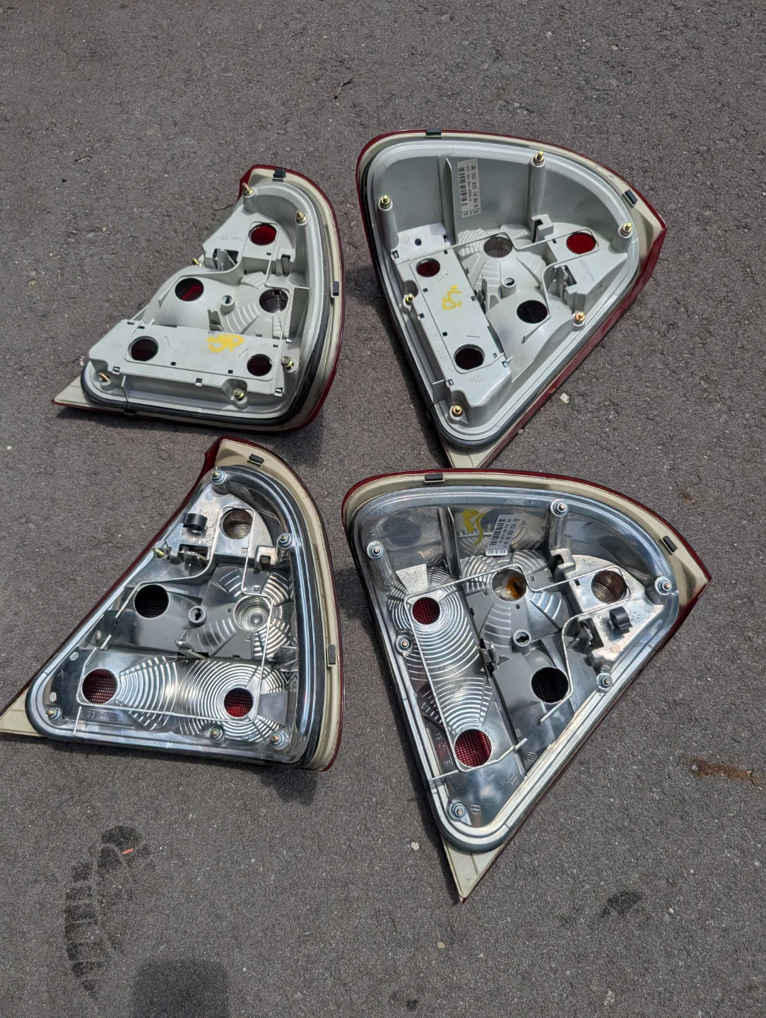 Two sets of 2 Car Tail Lights - photo 2