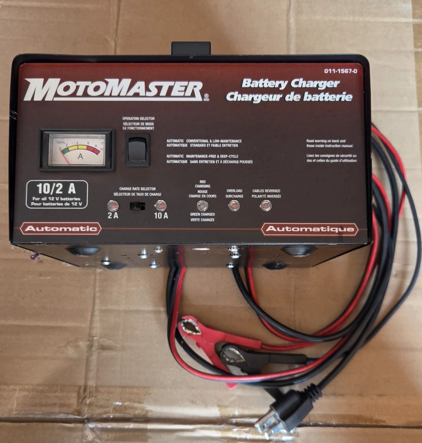 Motomaster Automatic Battery Charger