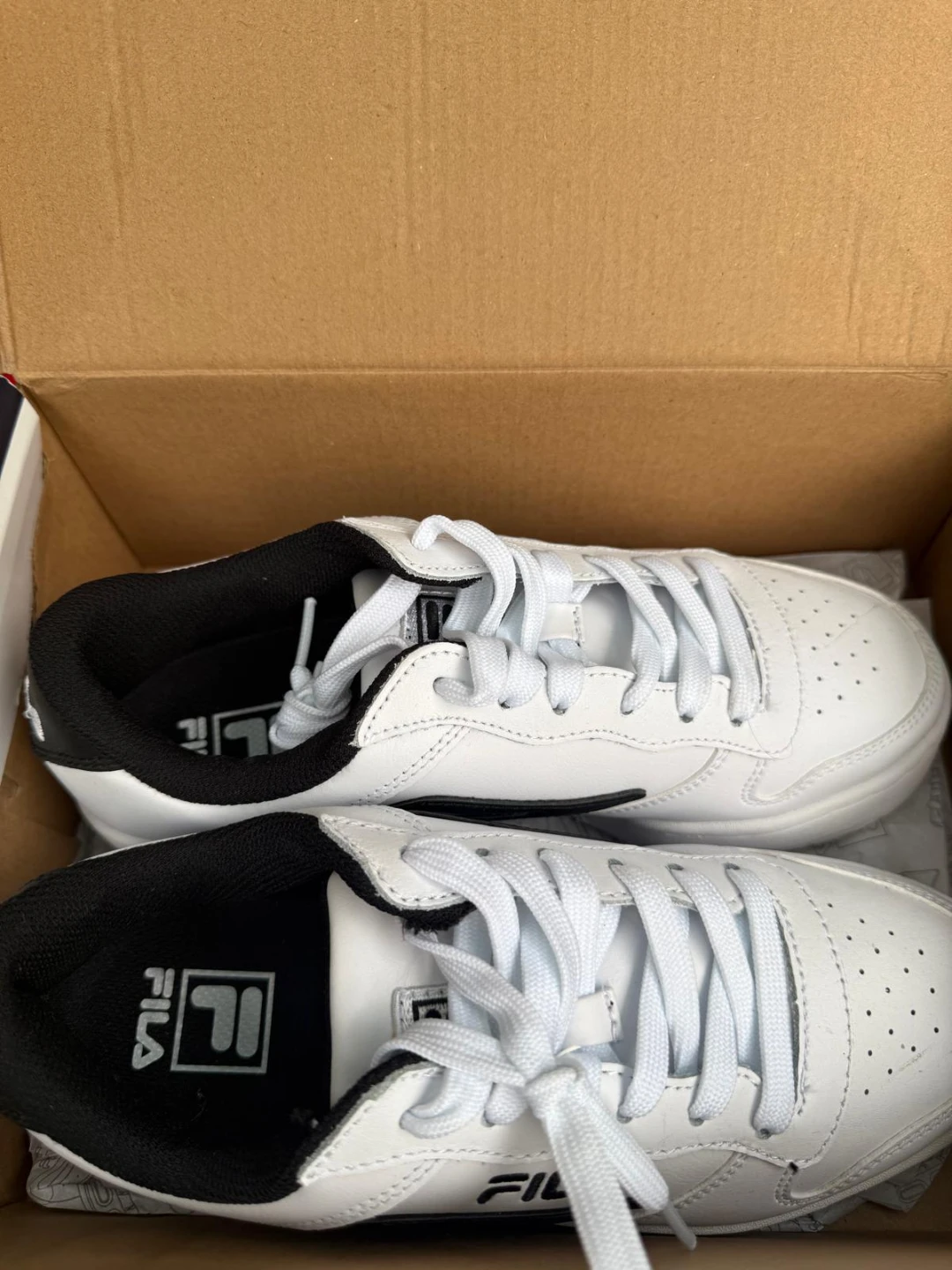 FILA LNX-100 Kid's Shoes - White/Black Size 5 - photo 3