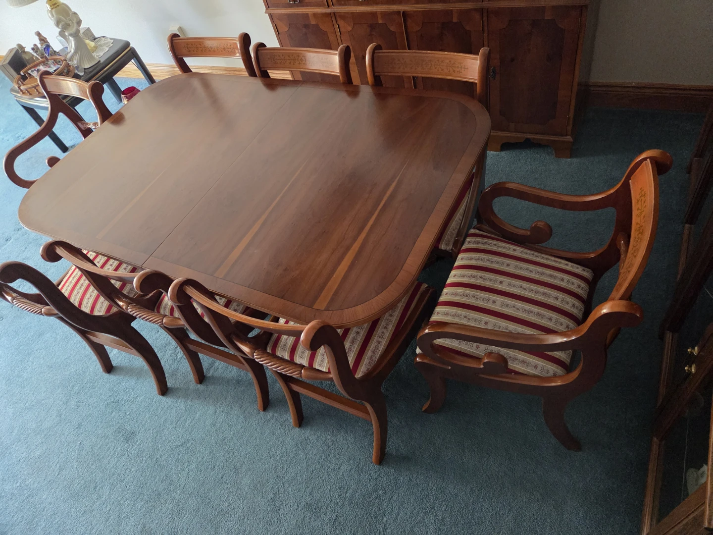 Vintage Mahogany Dining Table and 6 Chairs - photo 2