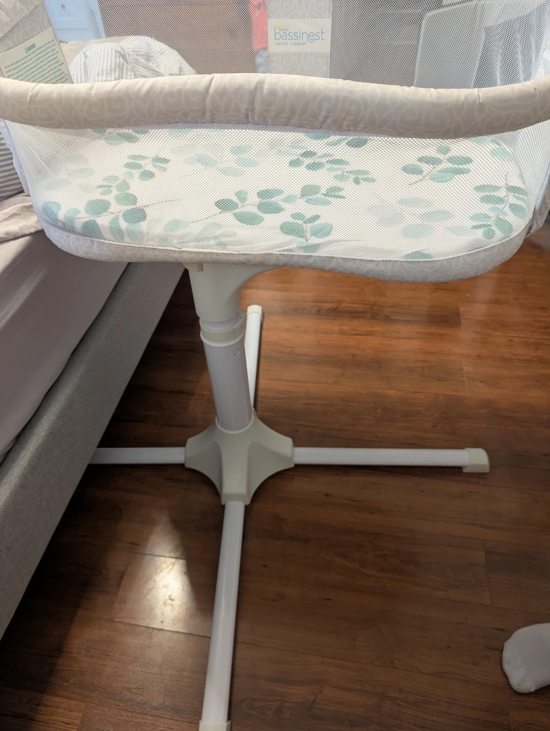Halo Swivel Bassinest - photo 4