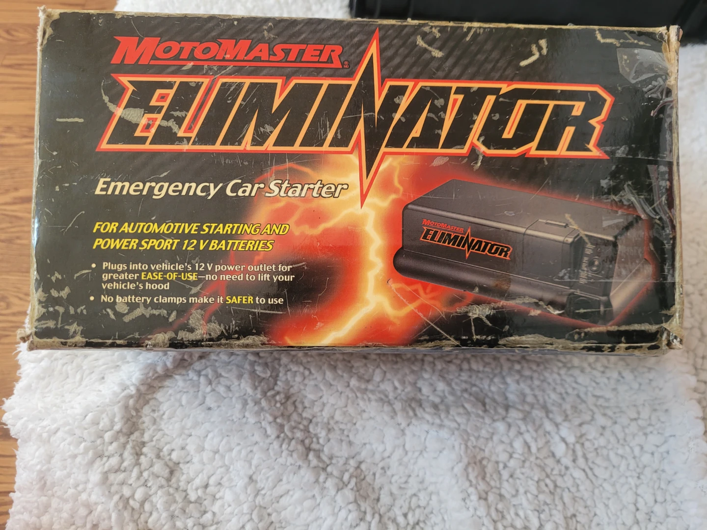 Motomaster Eliminator Emergency Car Starter