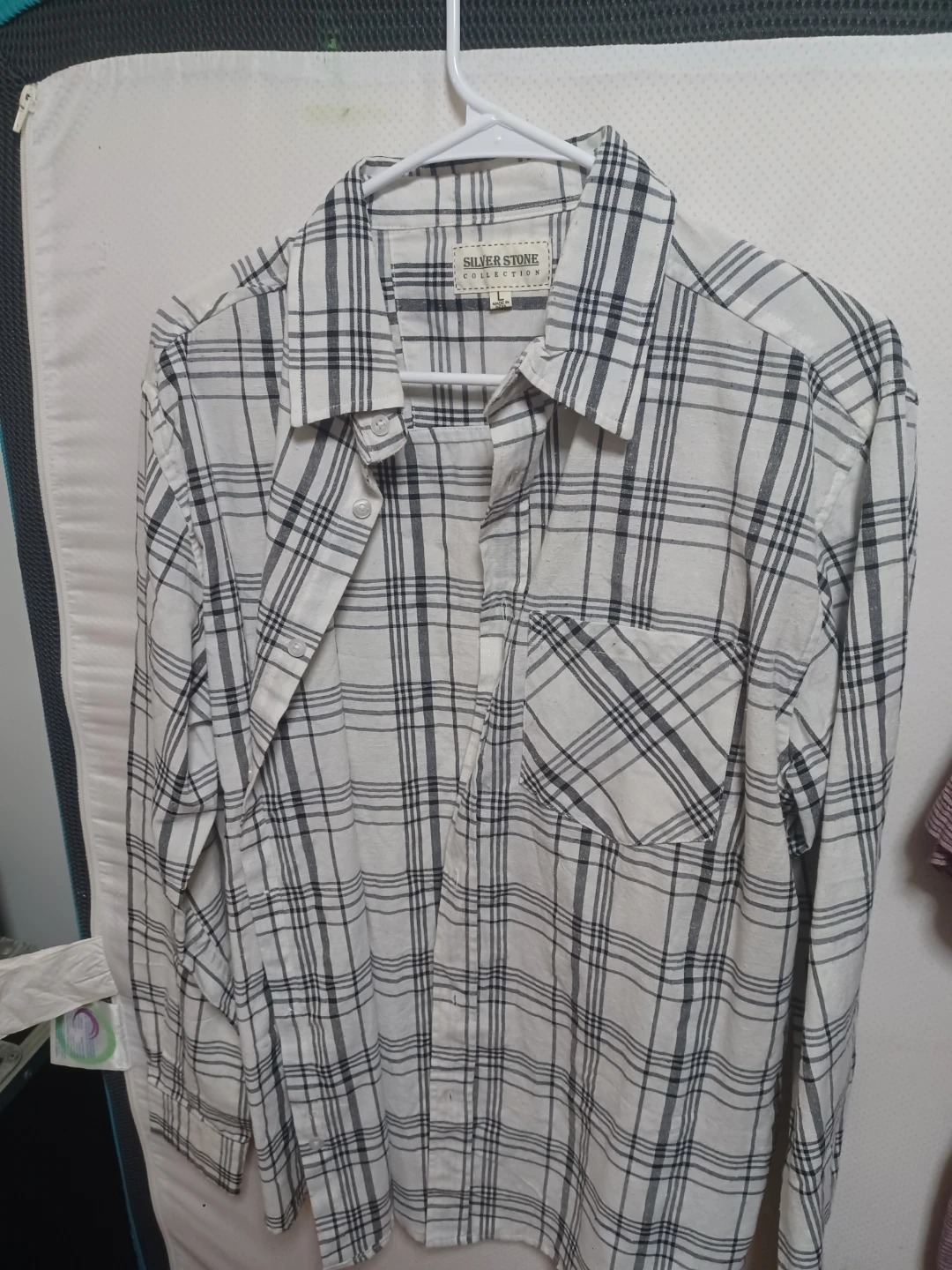 Silver Stone Collection Plaid Button-Up Shirt Size L