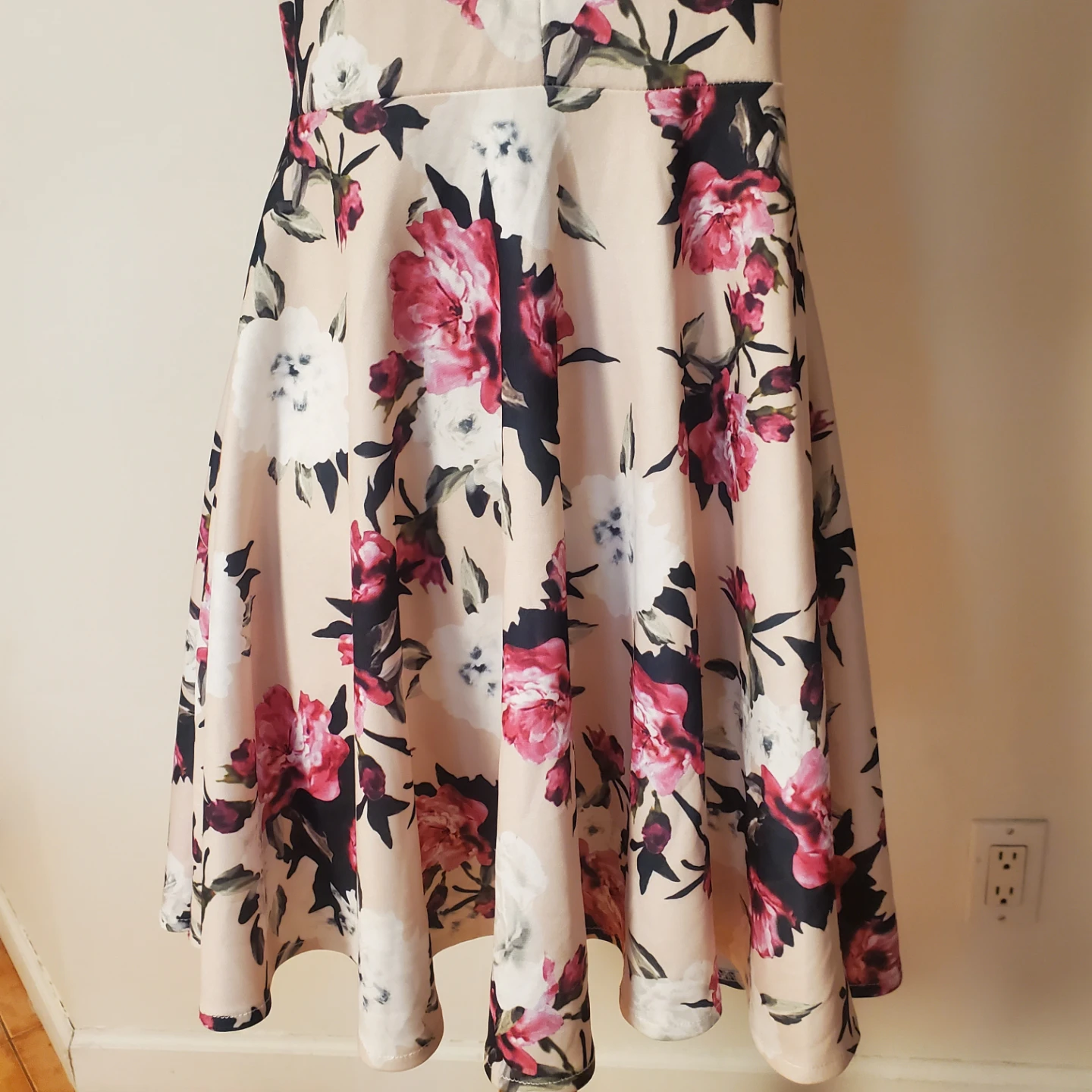 Floral Fit and Flare Dress - photo 2