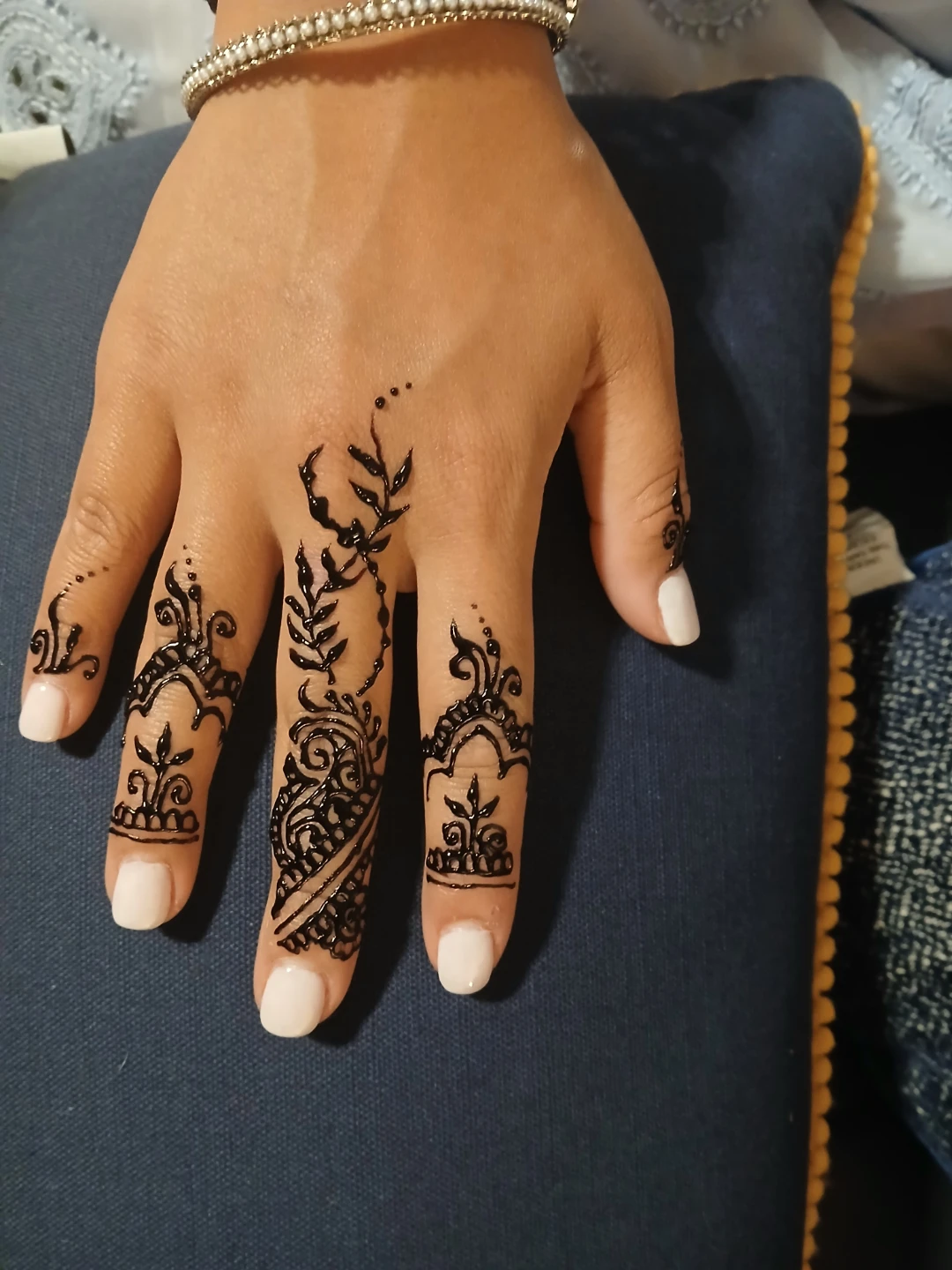 Henna artist - photo 2