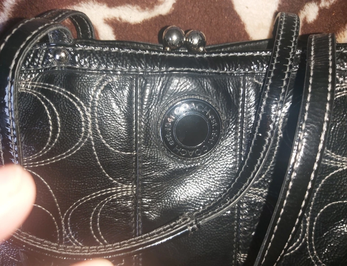 Coach Black Patent Leather Signature Tote Bag - photo 2