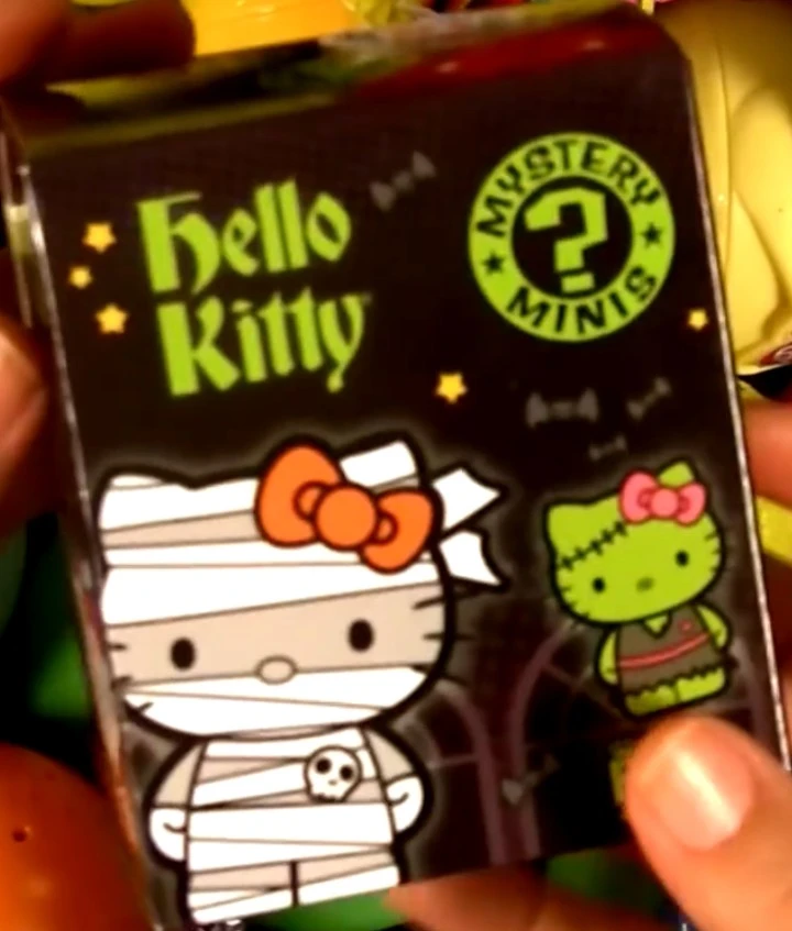 Hello Kitty Mystery Minis Blind Box