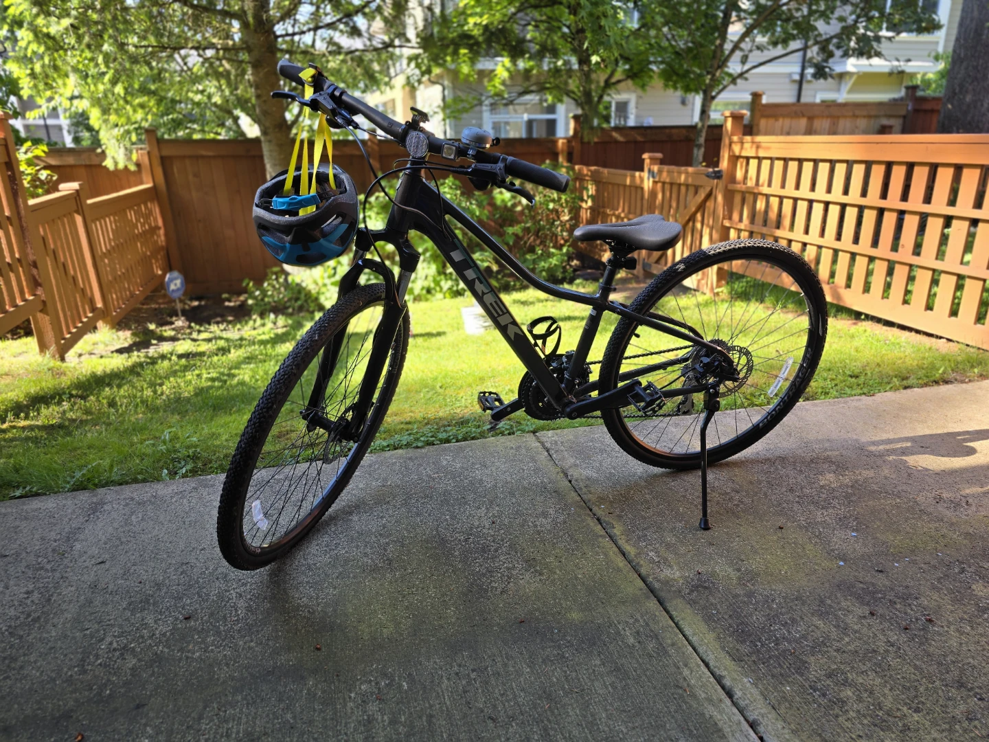 Trek DS 2 Hybrid Bikes (XS) × 2ea + Great Bundle Deal!