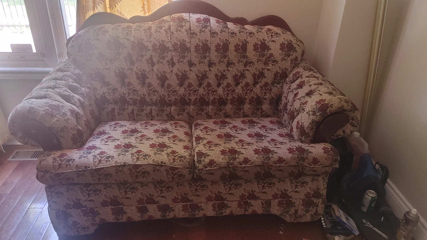Floral Upholstered Sofa - photo 2