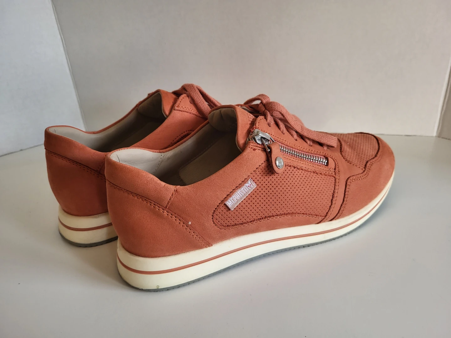 Mephisto Women's Casual Shoes Size 7.5 - photo 2