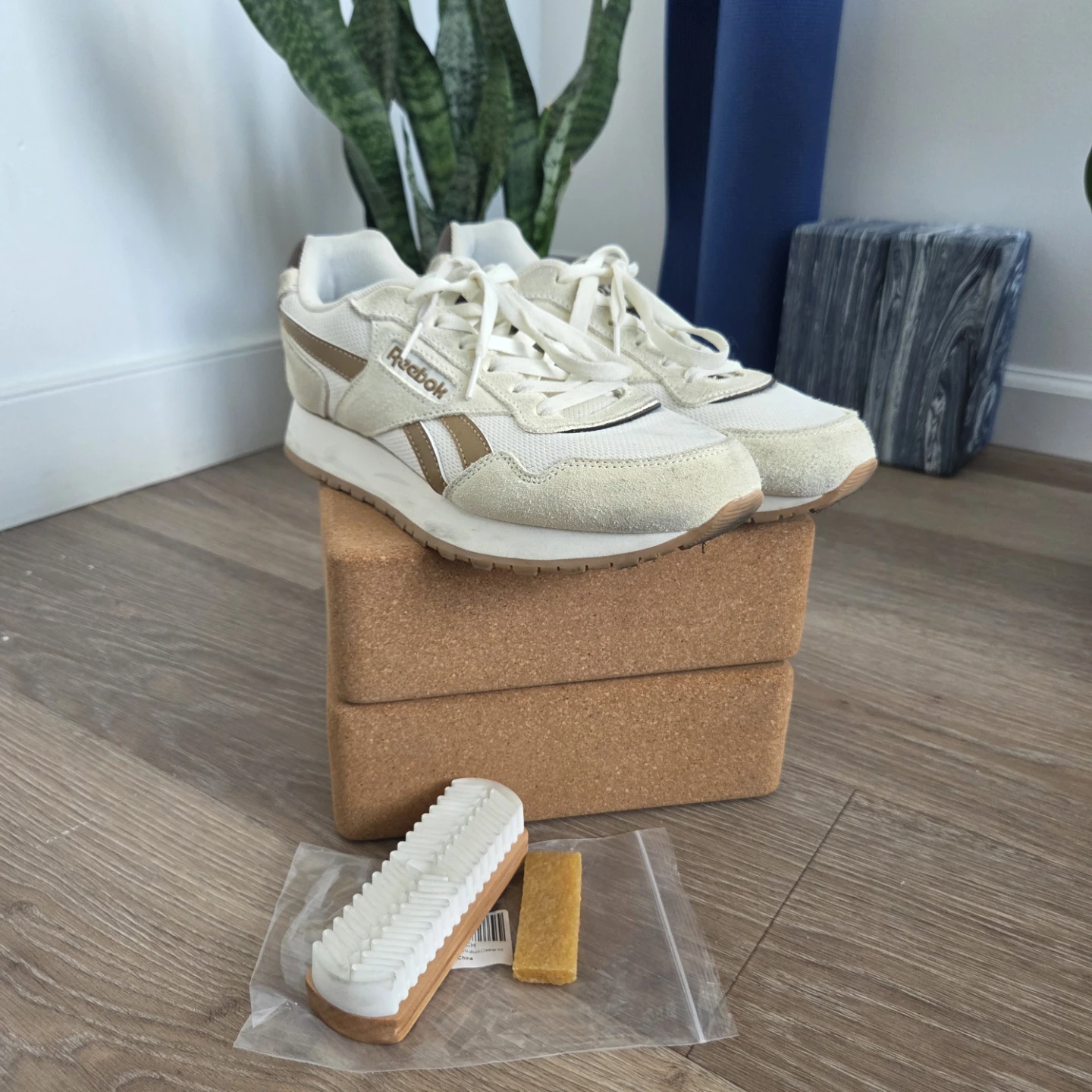 Reebok Classic suede leather Sneakers
