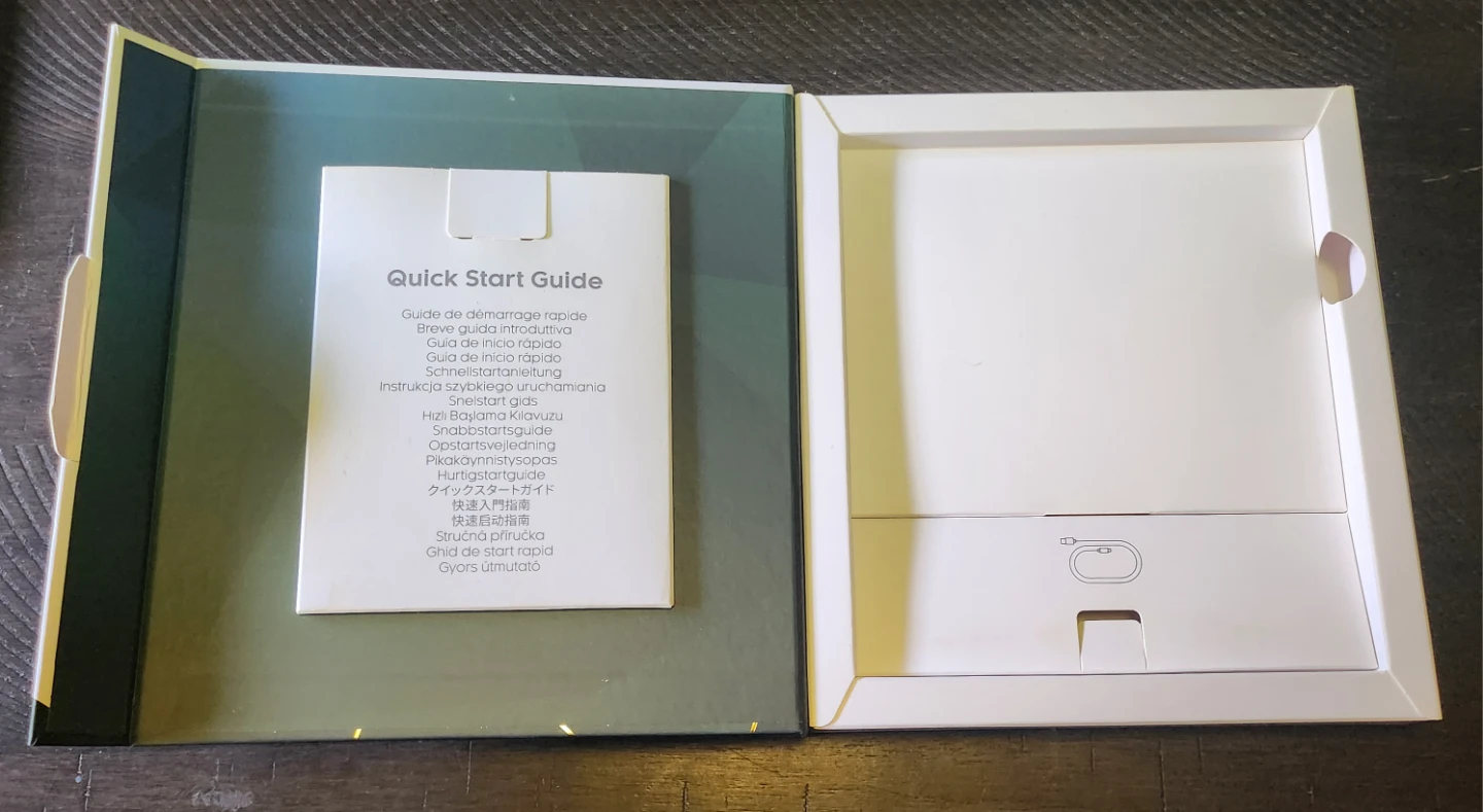 Rakuten Kobo Sage eReader with Stylus and Case - photo 5
