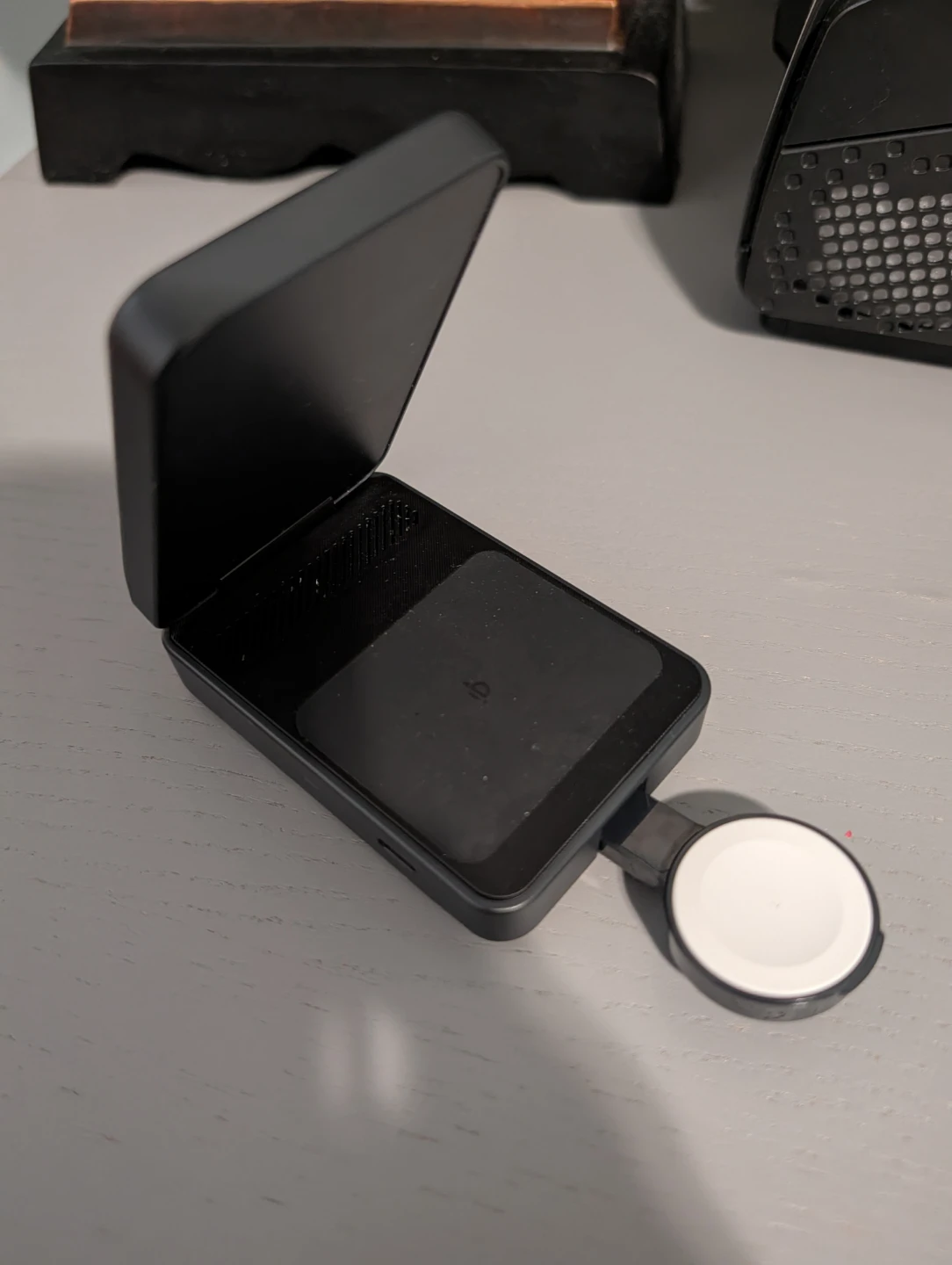 Anker 3 in 1 charger. - photo 4