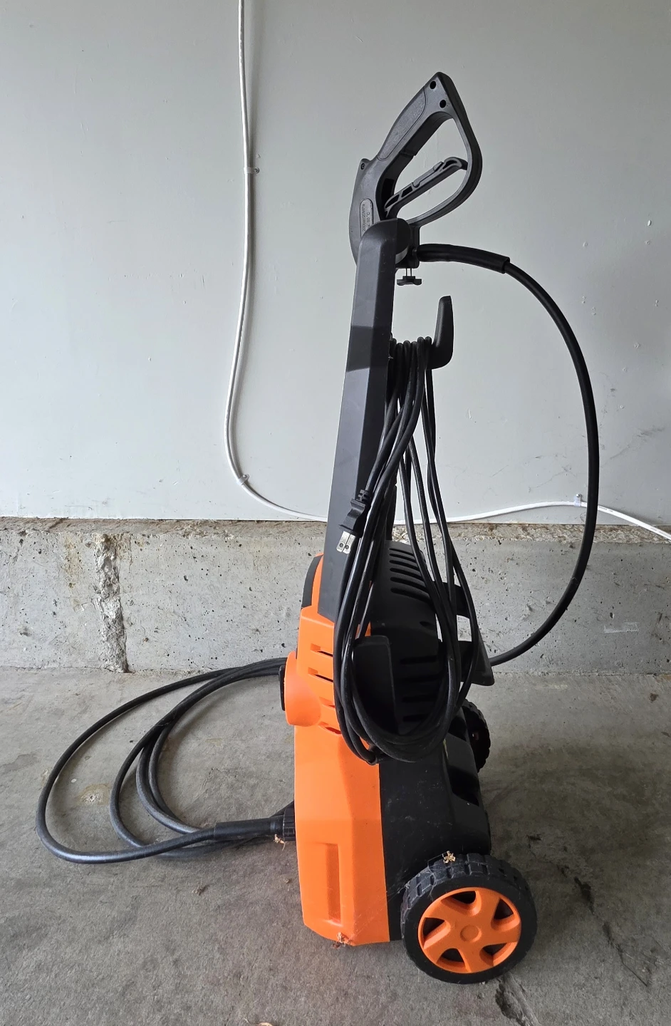 Orange and Black Pressure Washer - photo 3