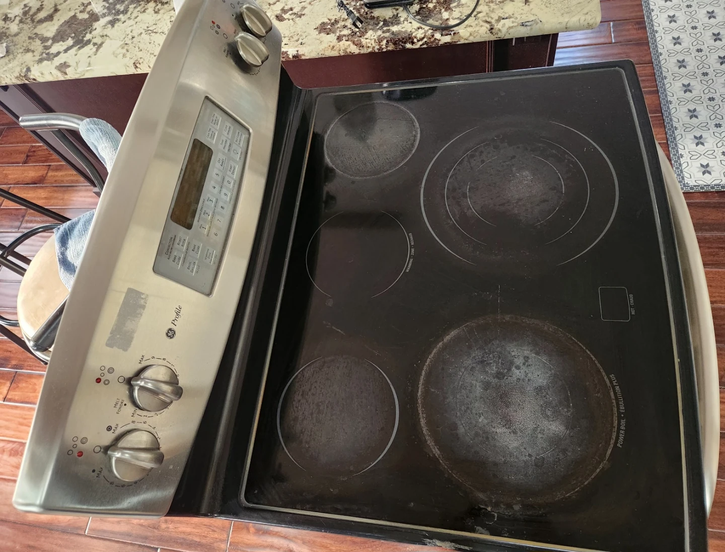 GE Profile Electric Range - photo 4