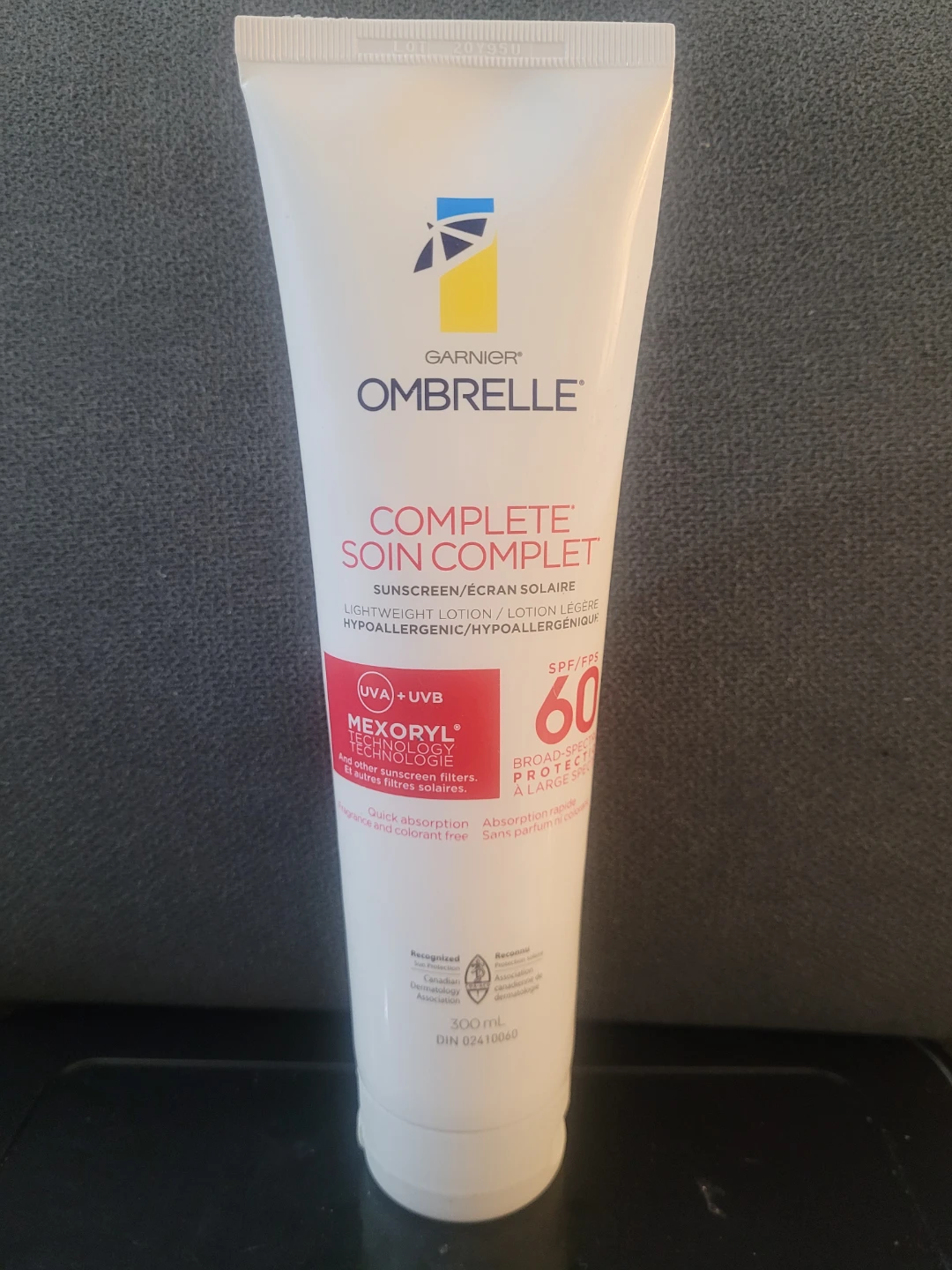Garnier Ombrelle Complete SPF 60 Sunscreen Lotion 300 mL