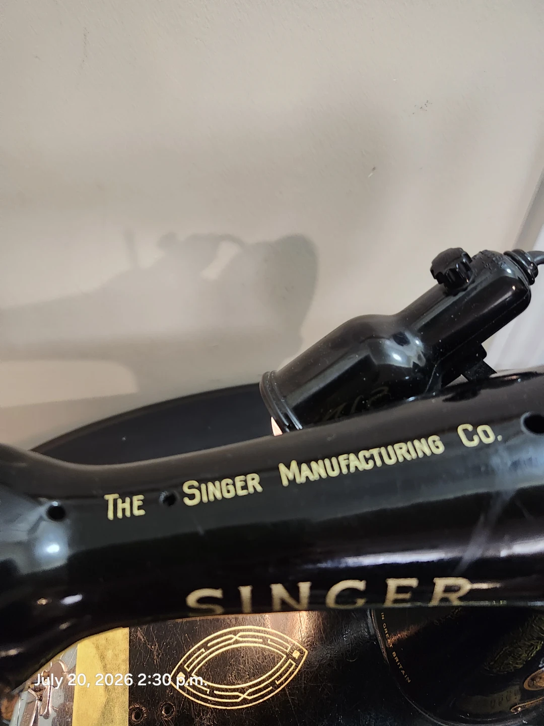 K99  Singer Sewing Machine - photo 2