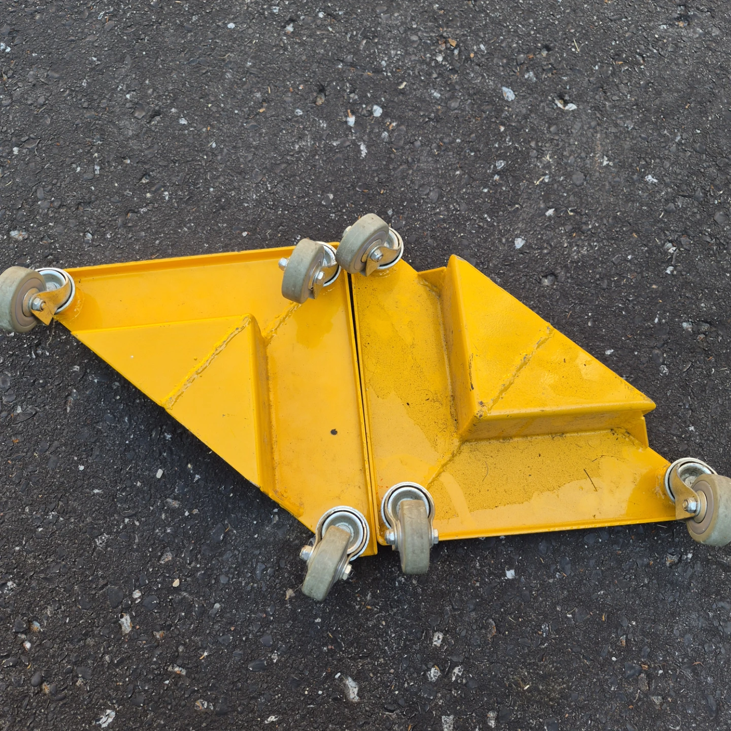 Set of 2 Yellow Corner Dolly Dollies 250lb Capacity - photo 3