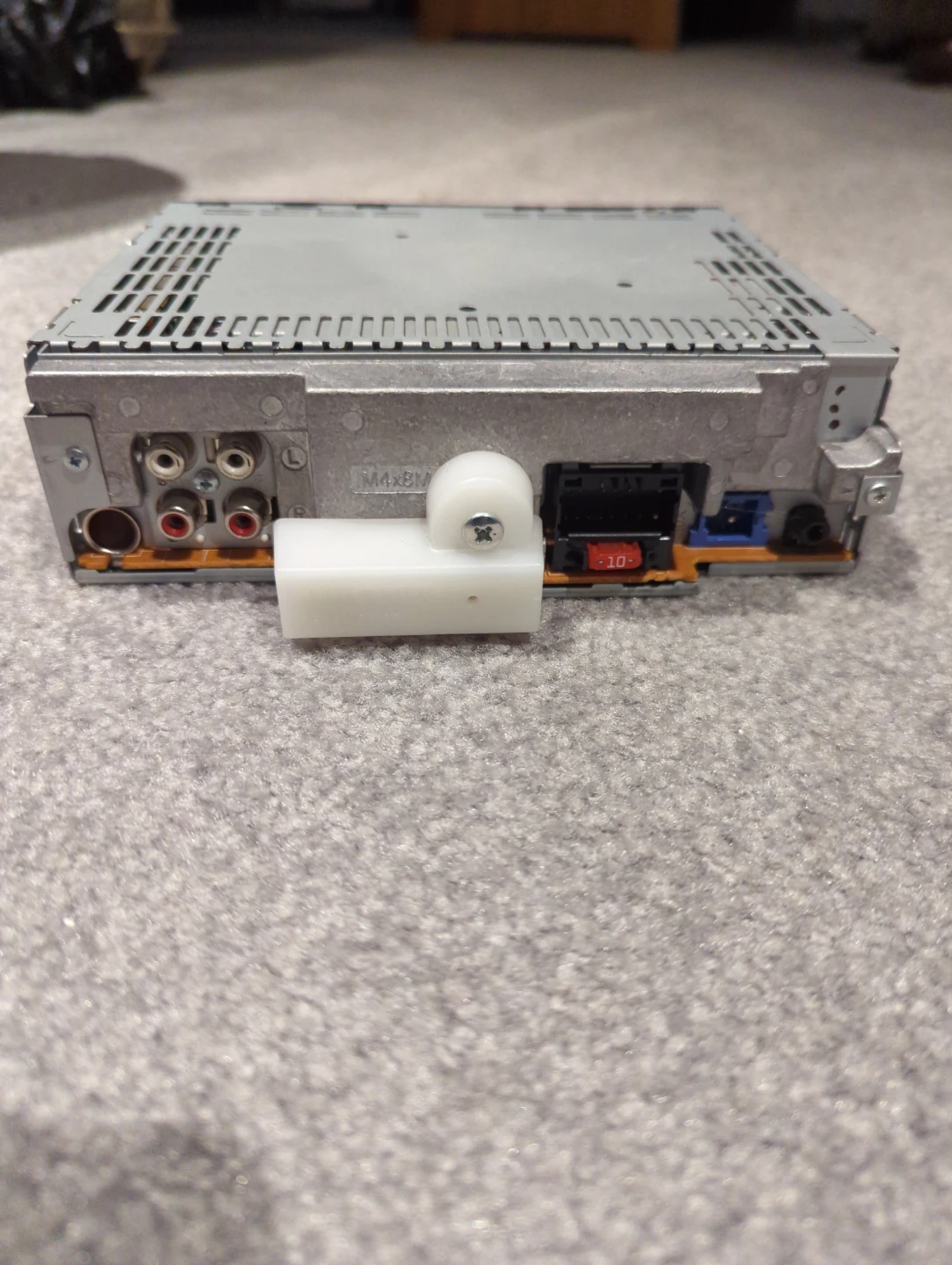 Pioneer DEH-P2900MP Car Stereo Receiver - photo 2