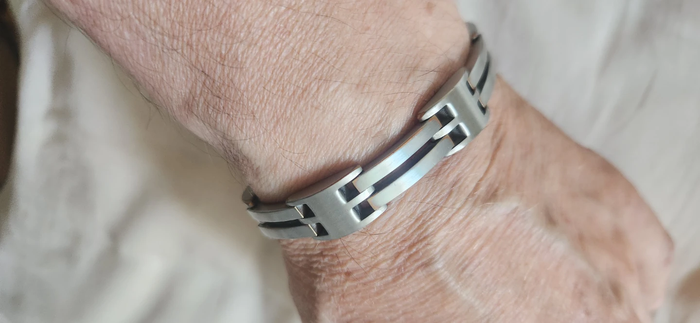 Silver Tone Link Bracelet