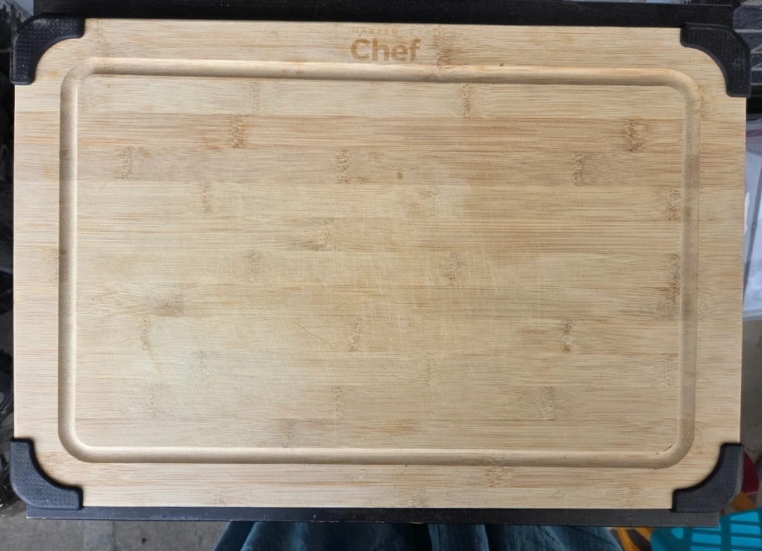 Master Chef Cutting Board