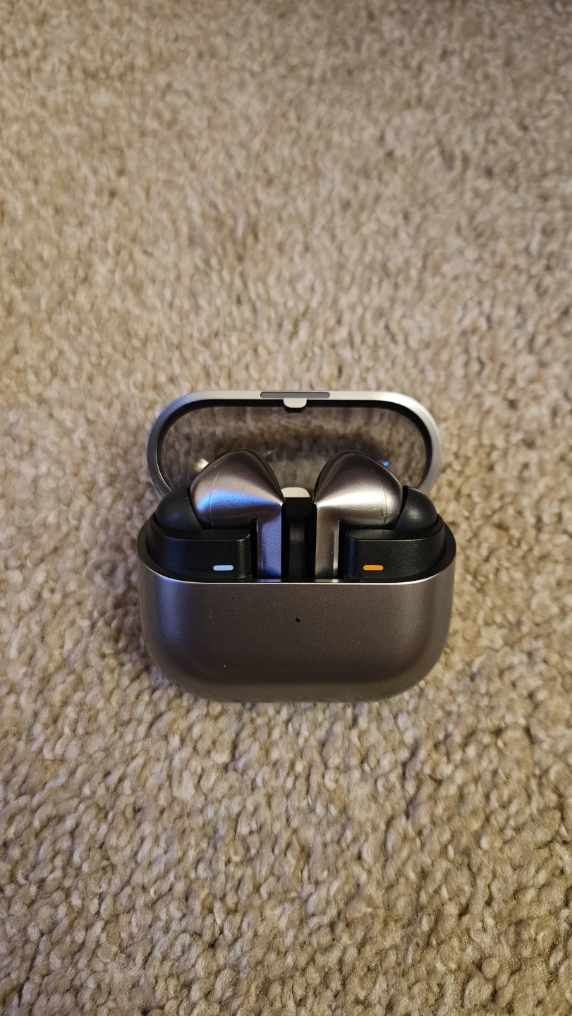 Samsung buds 3 pro - photo 2