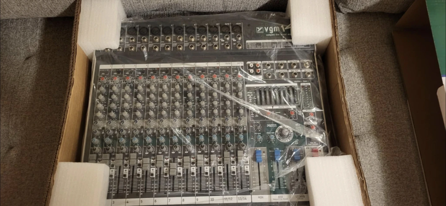Yorkville VGM 14 Compact Live Sound Mixer - photo 2