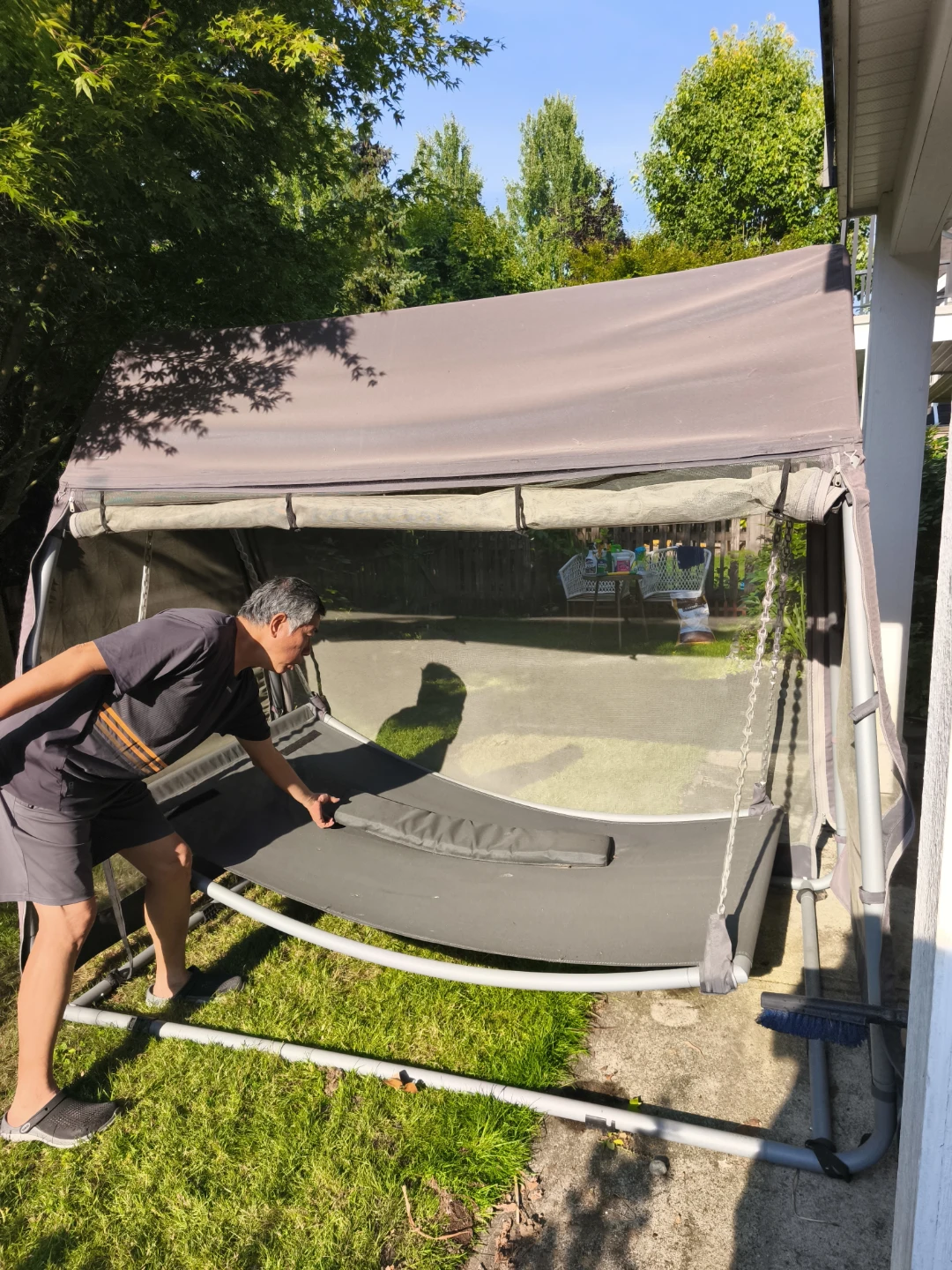 Patio Swing with Mosquito Netting