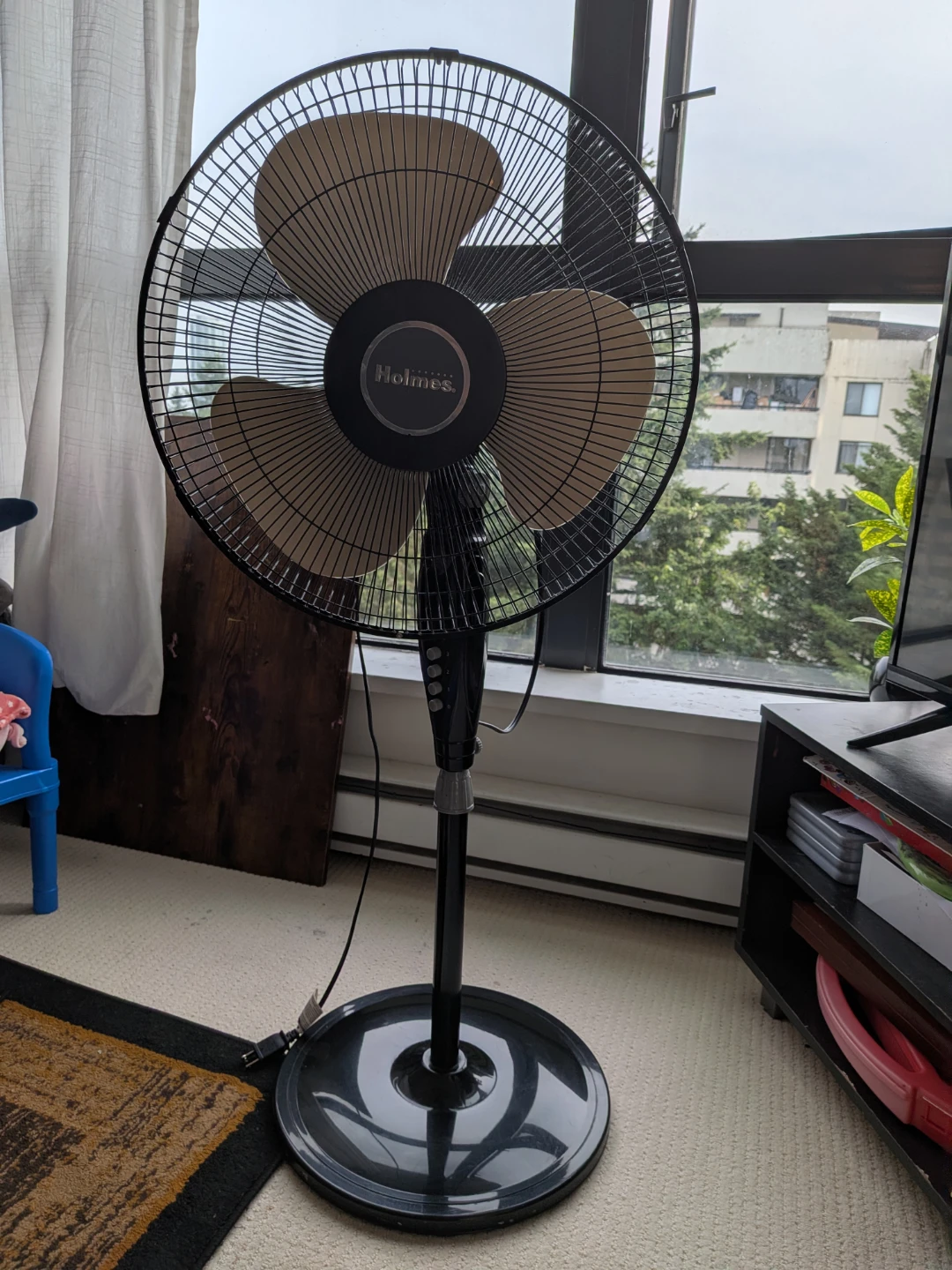Holmes Pedestal Fan