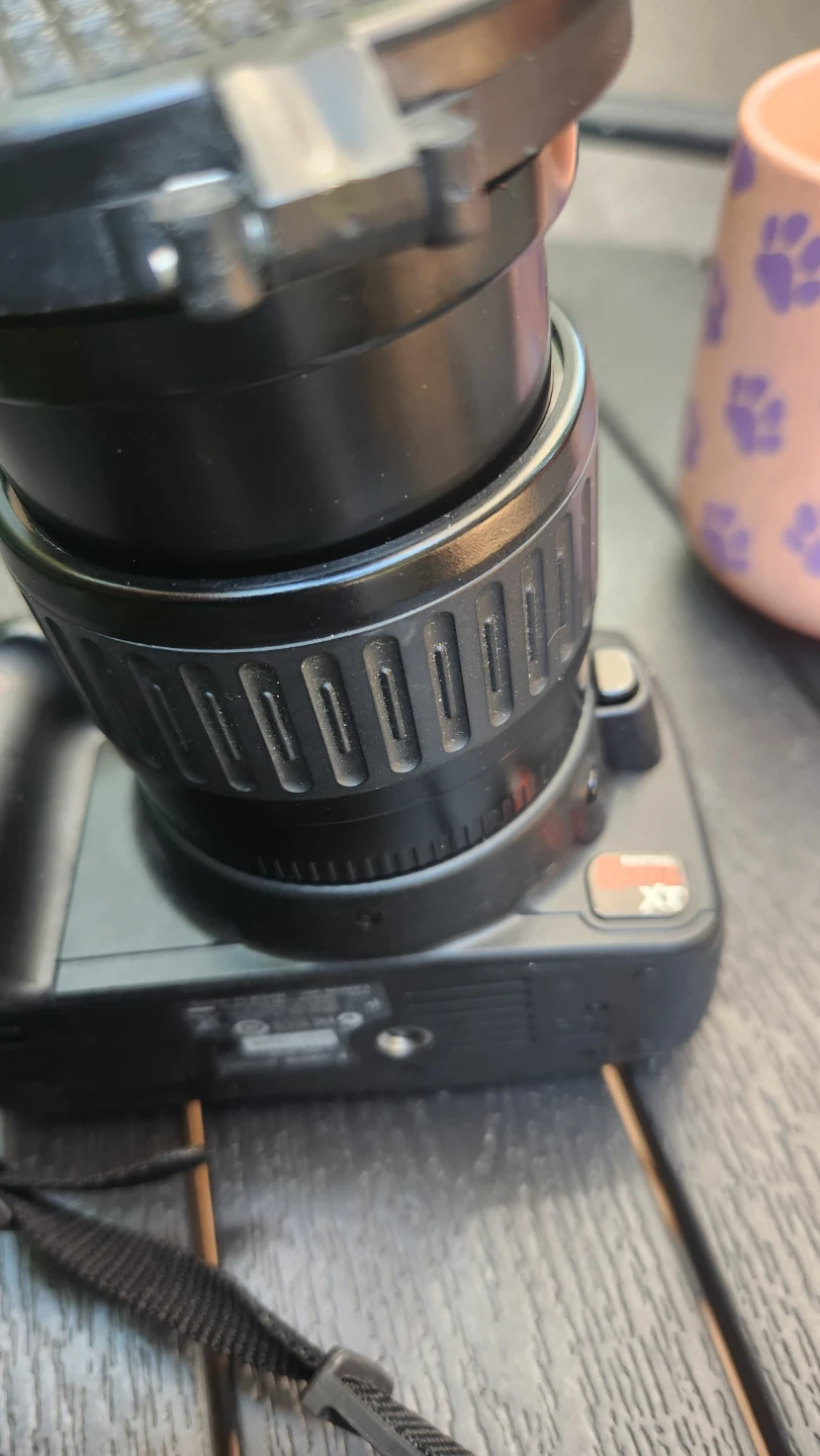 Canon EOS Rebel XTi DSLR Camera with 35-105mm Lens - photo 5
